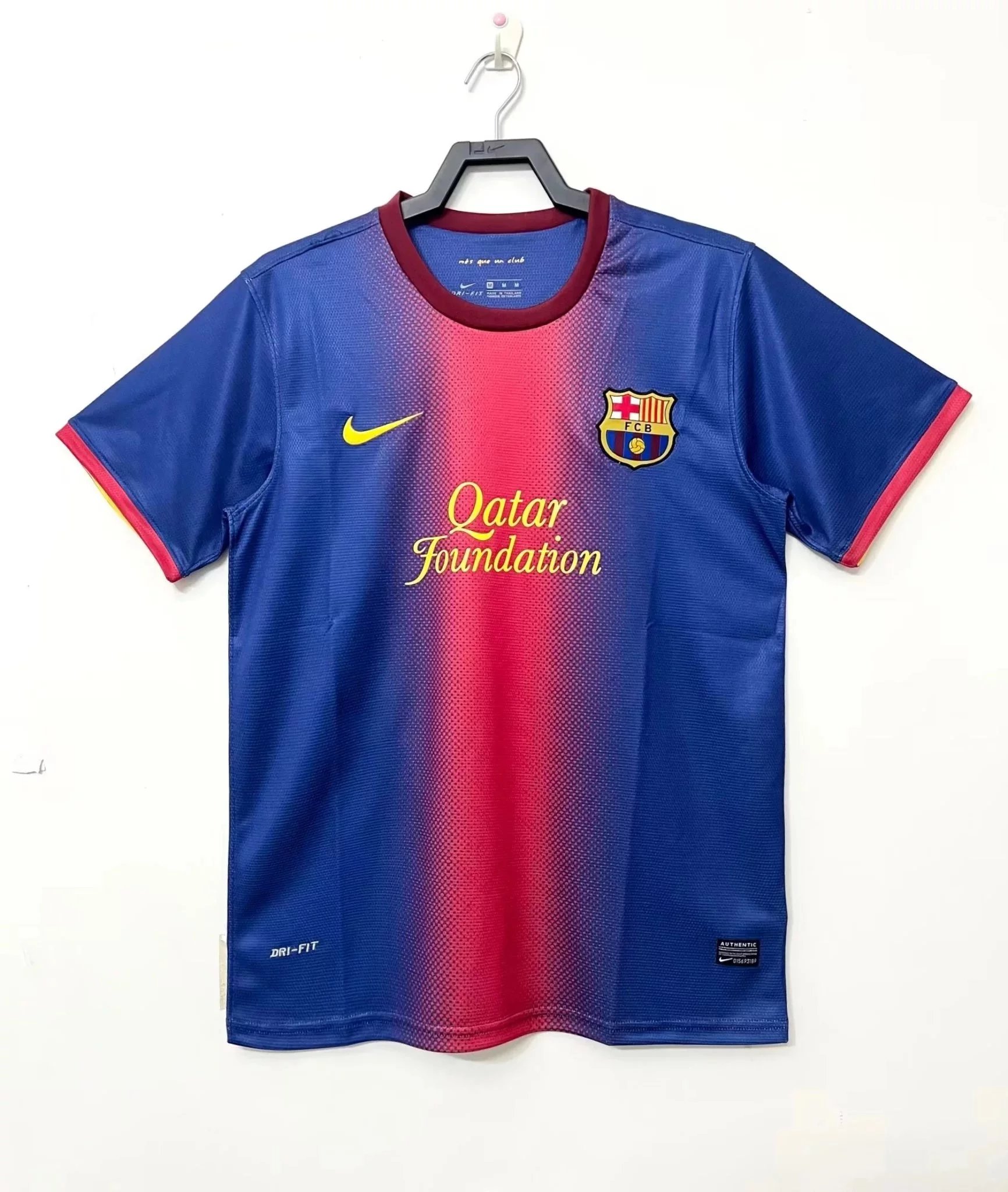 Blue Red Yellow 005