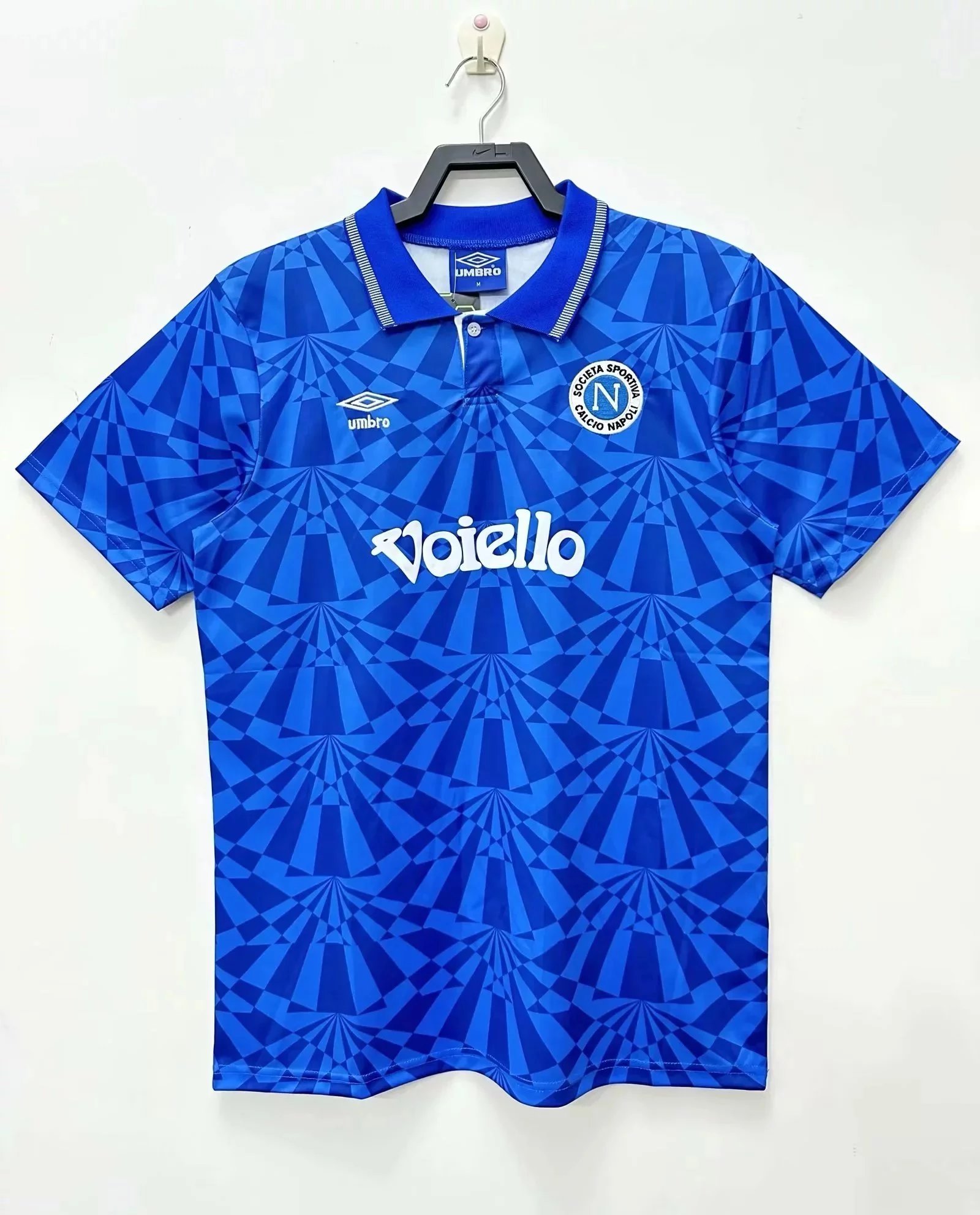Blue White 005
