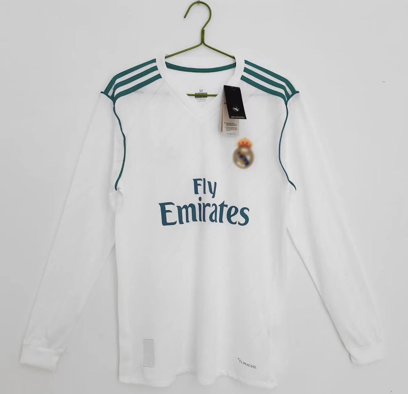 01 White 006