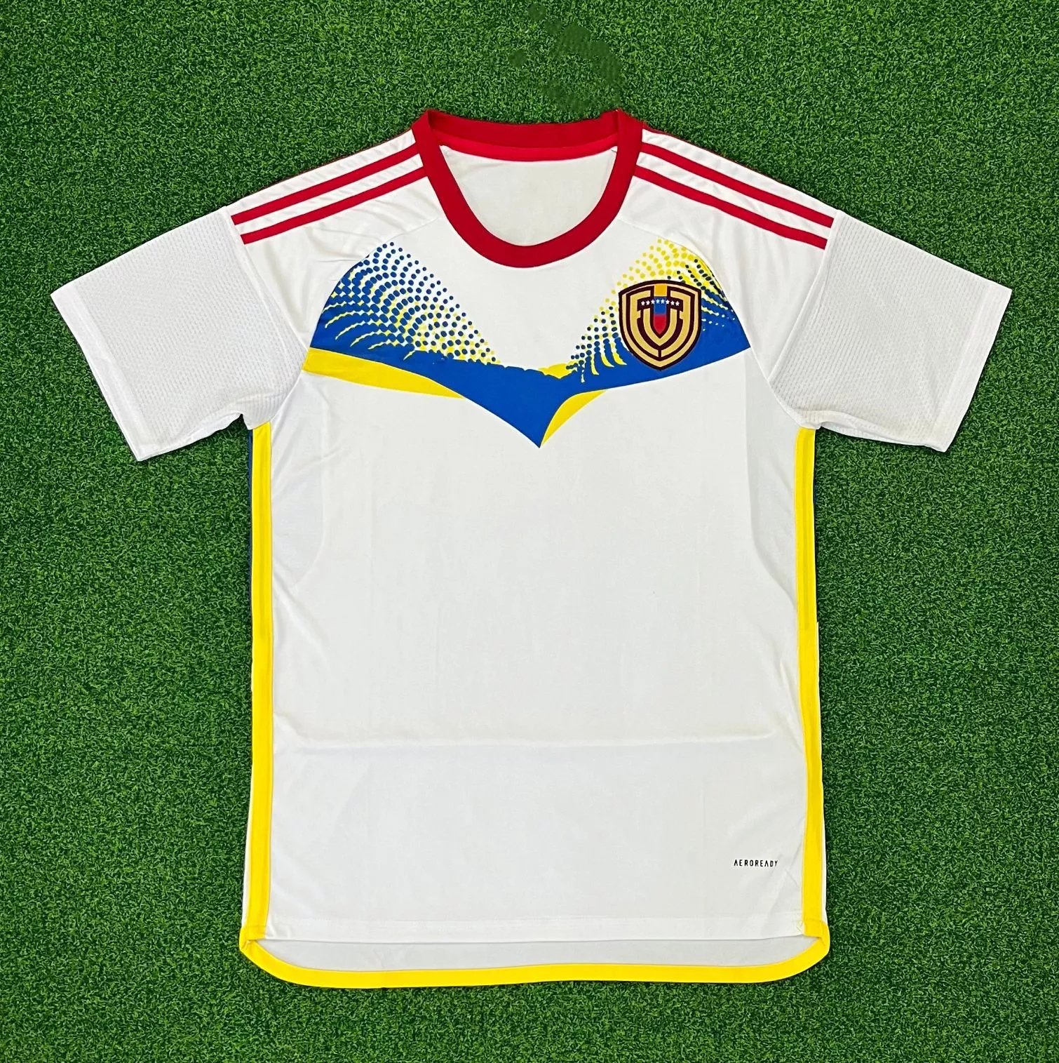 03 White 006