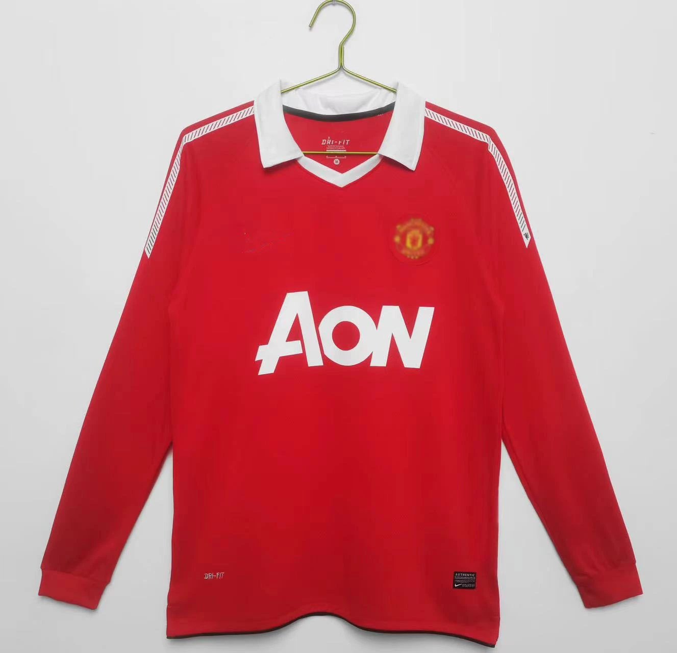 28 Red 006