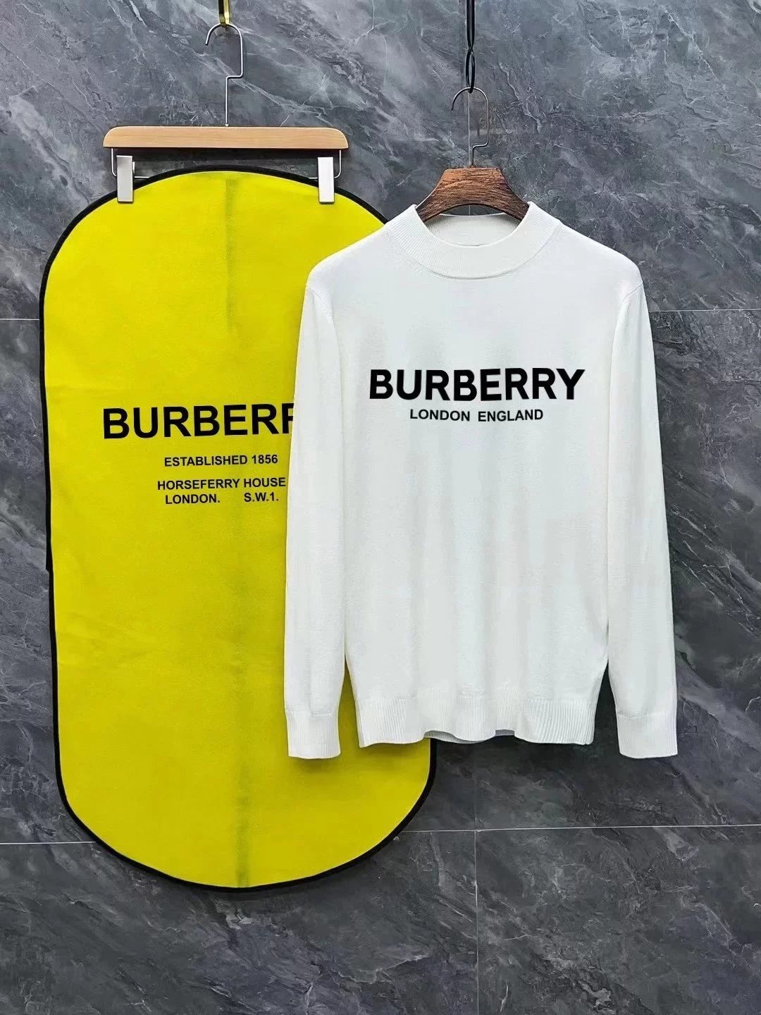 White Sweater in English 002