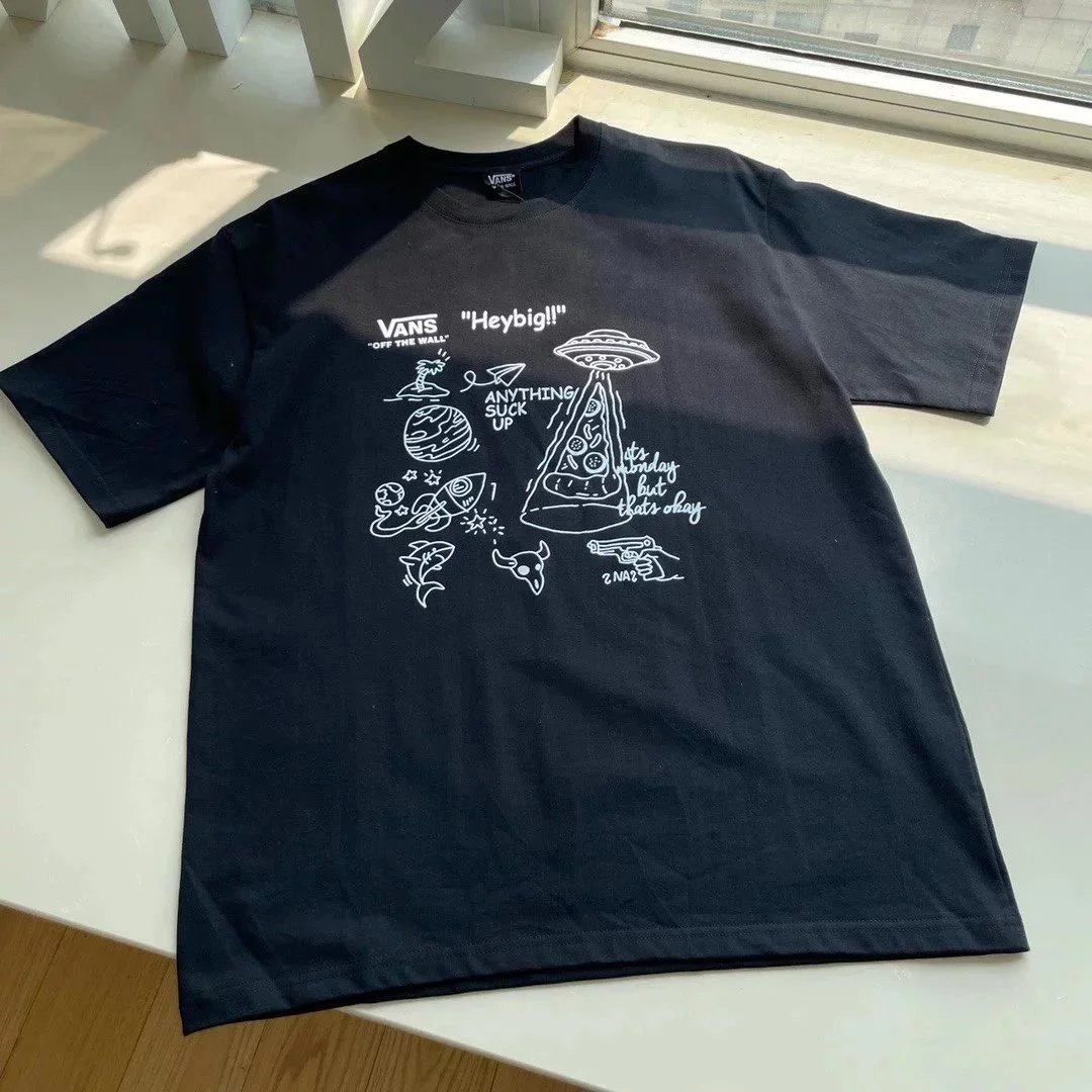 black flying saucer 002