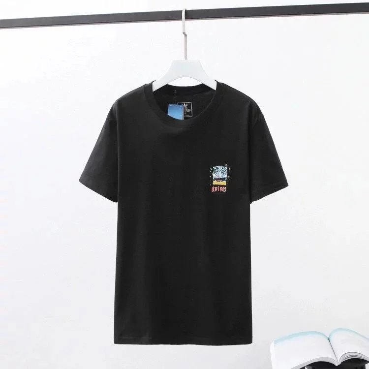 Black statue 002
