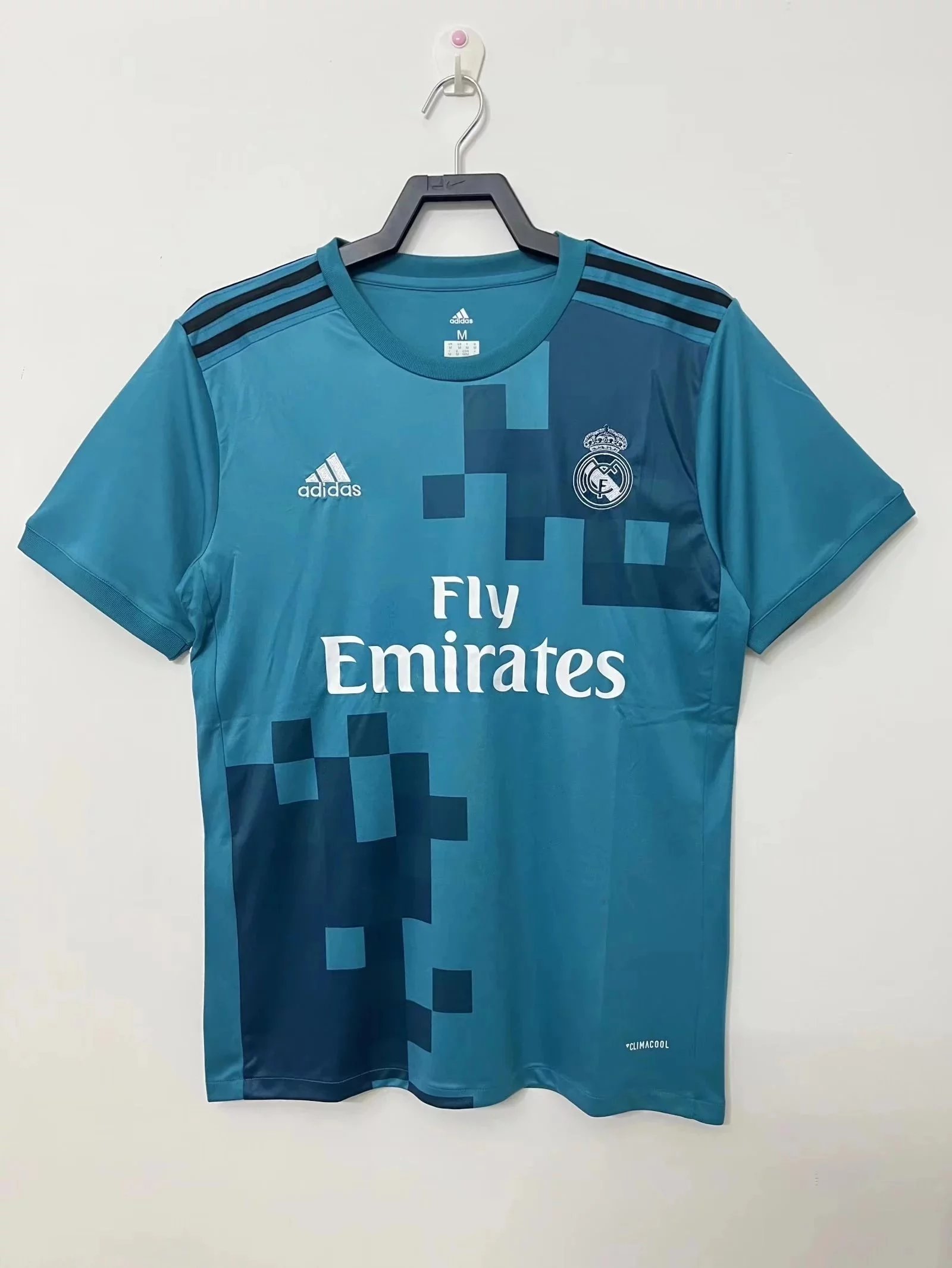 Blue, white, and black short-sleeve 005