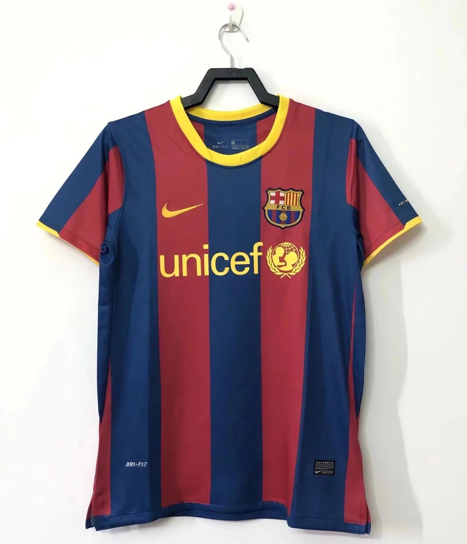Blue Red Yellow 005