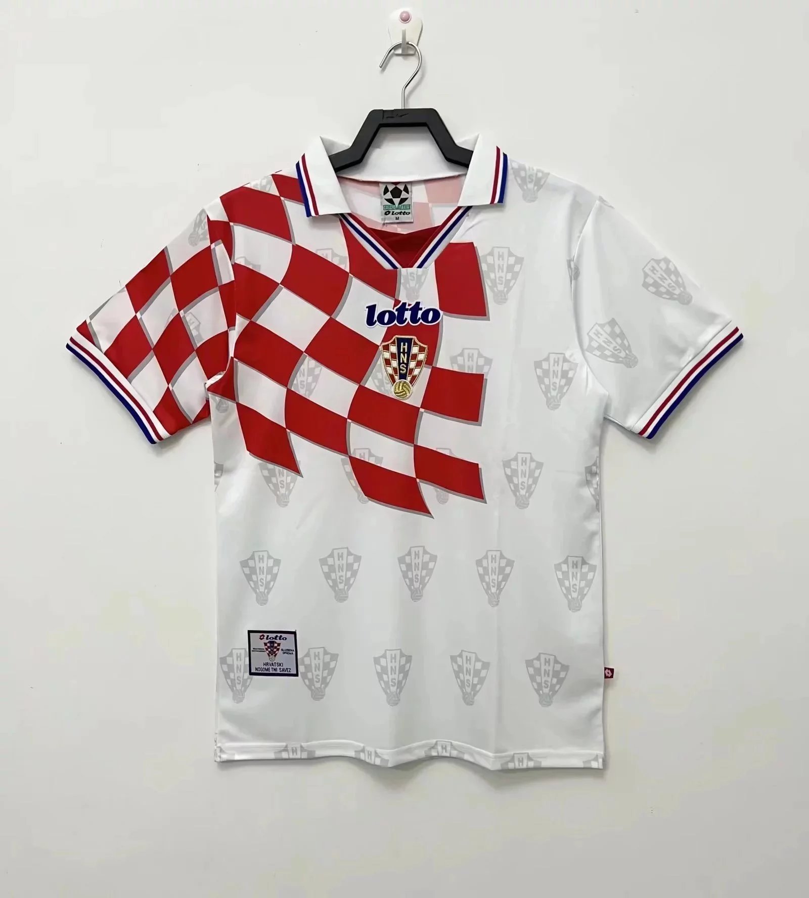 White Red Blue 2005