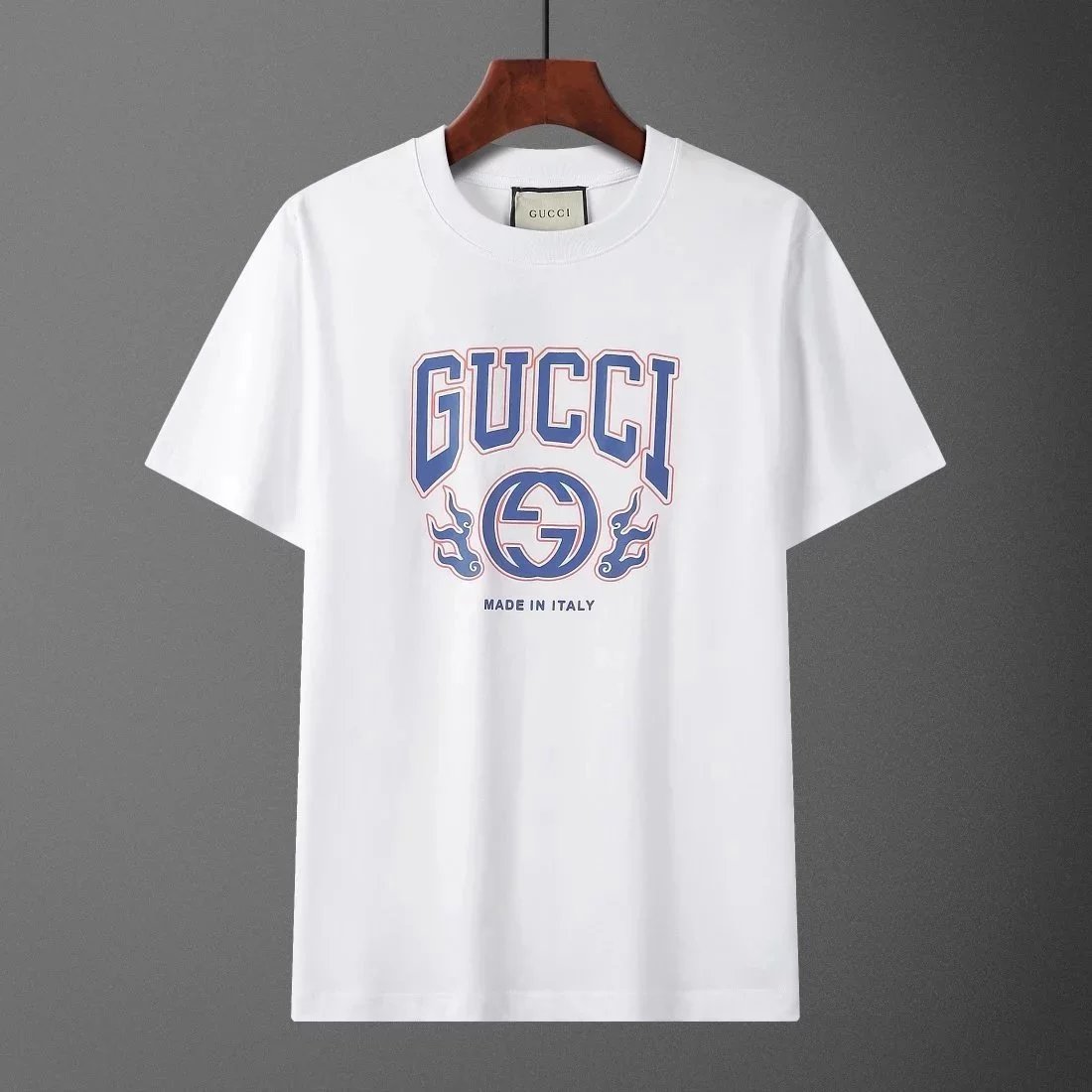 white background blue logo 002