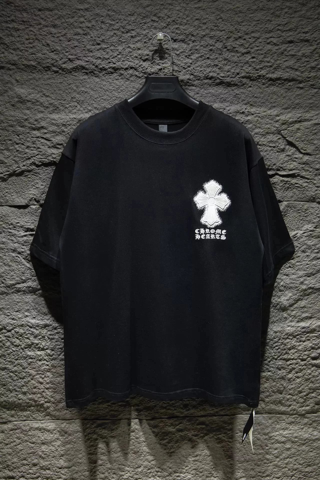Black cross 002