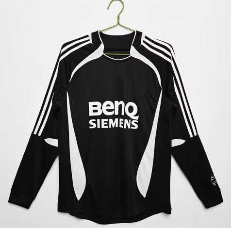06-07 Emperor M Black Long Sleeve Away