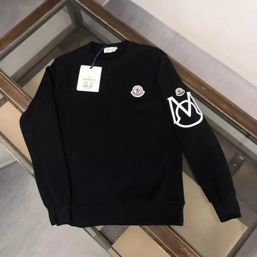 E6-Black crew-neck fleece-lined