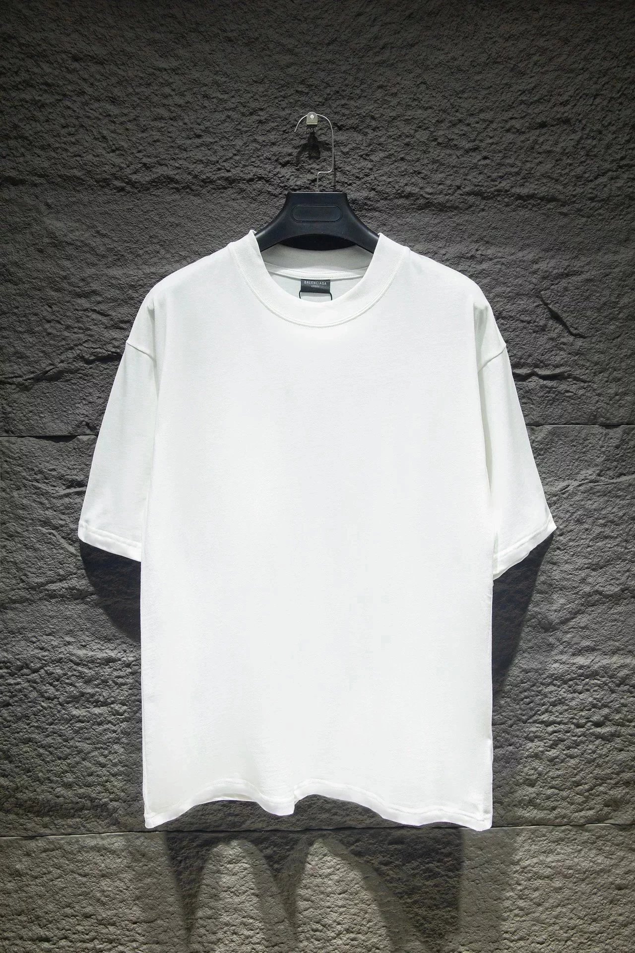 Pure white 002