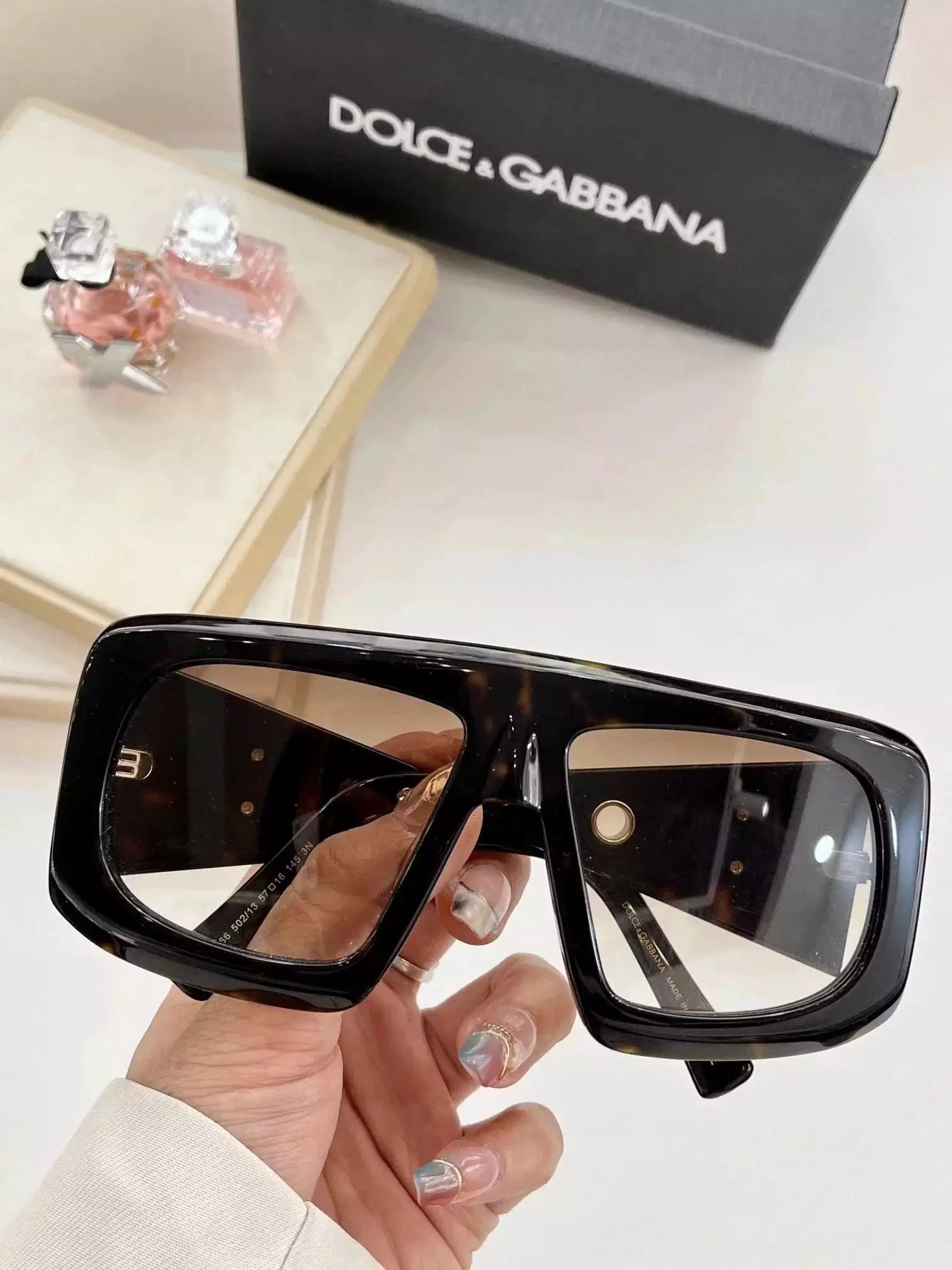 03 Black 006