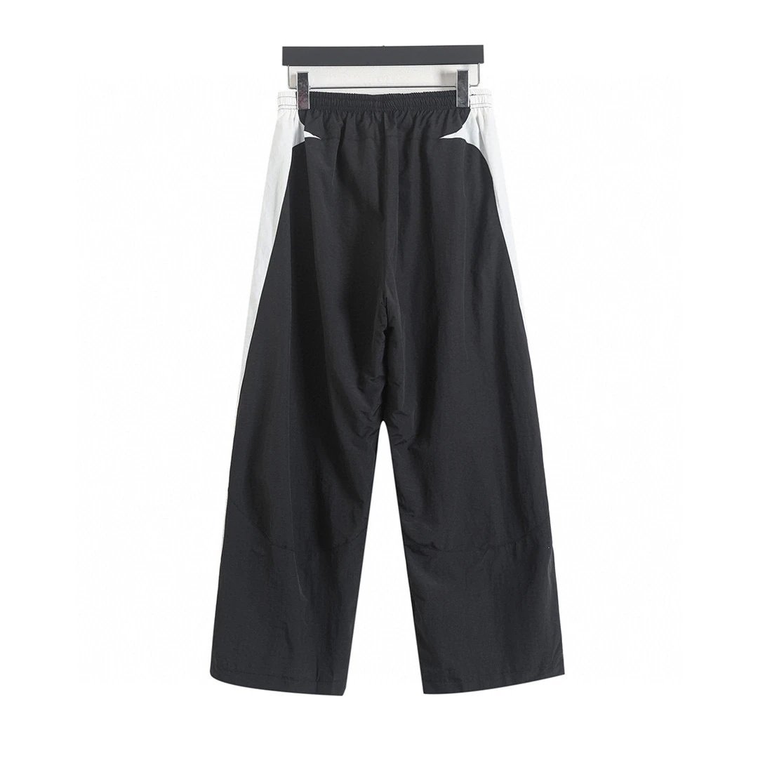 28 black