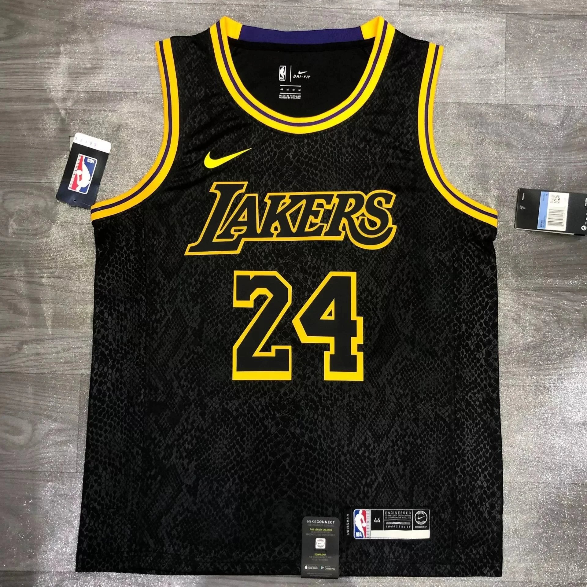 Kobe, the 24th