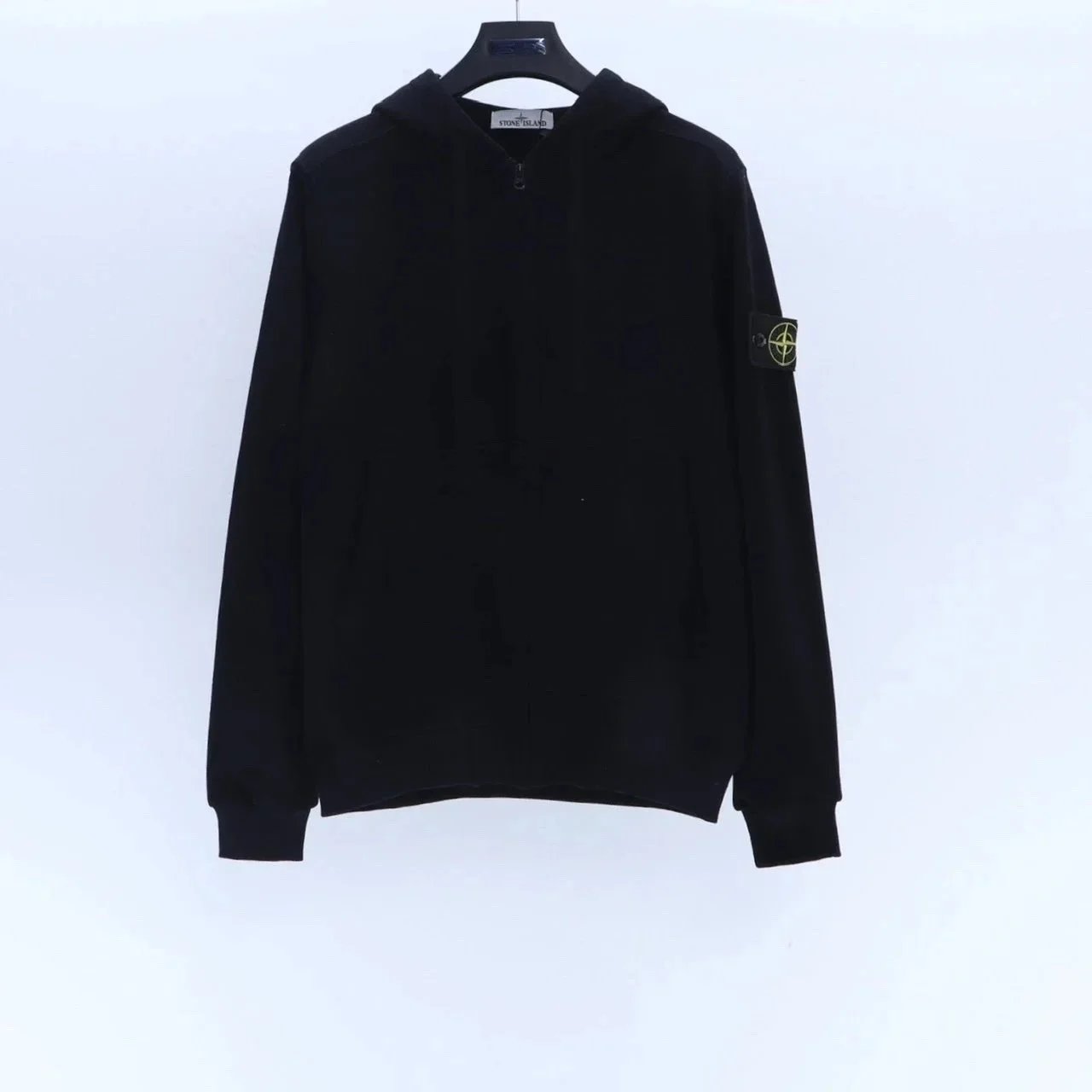 603 zipper black