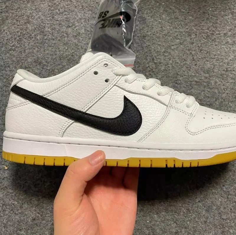 White raw rubber