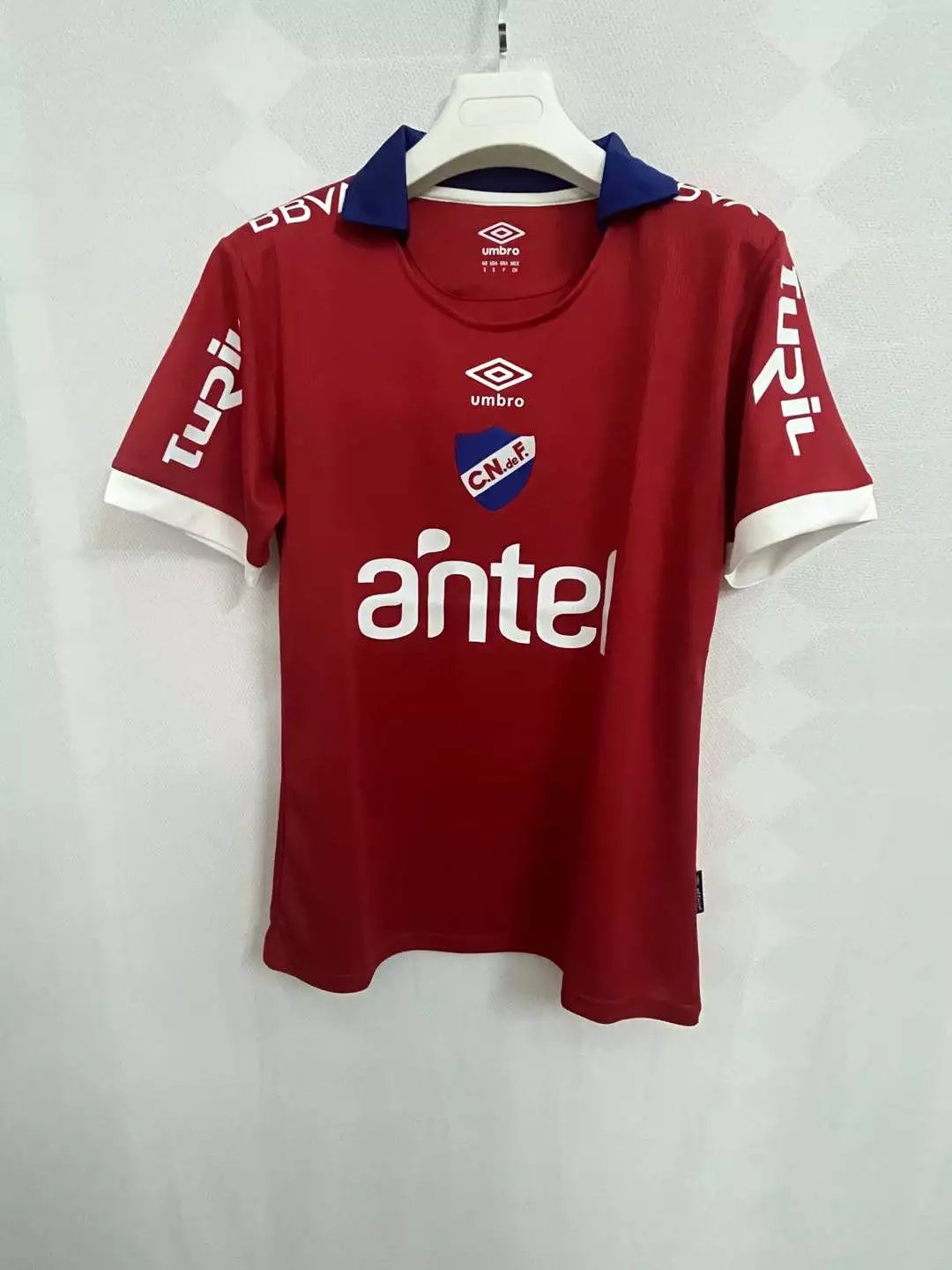 04 Red 006
