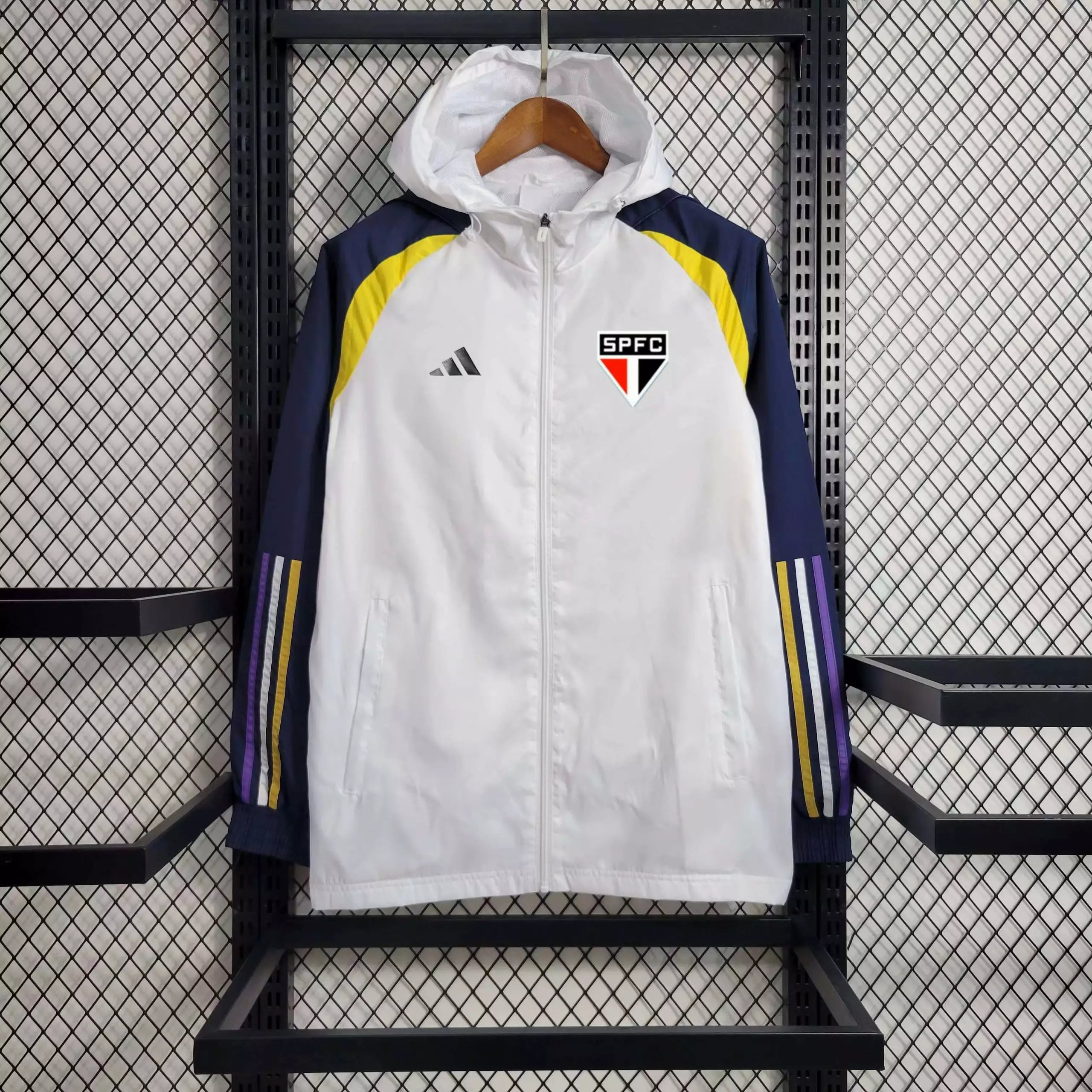 05 White 006
