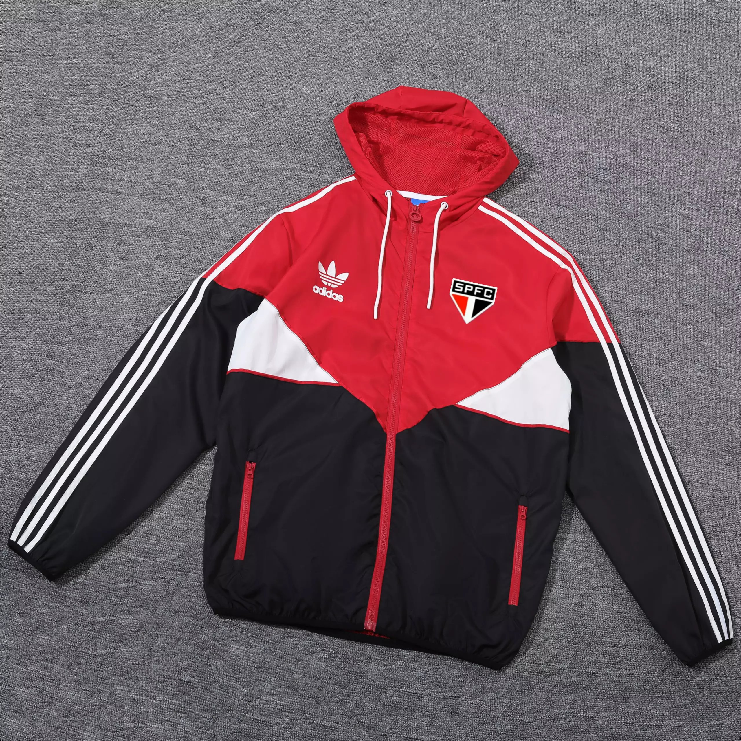 27 Red and black 006