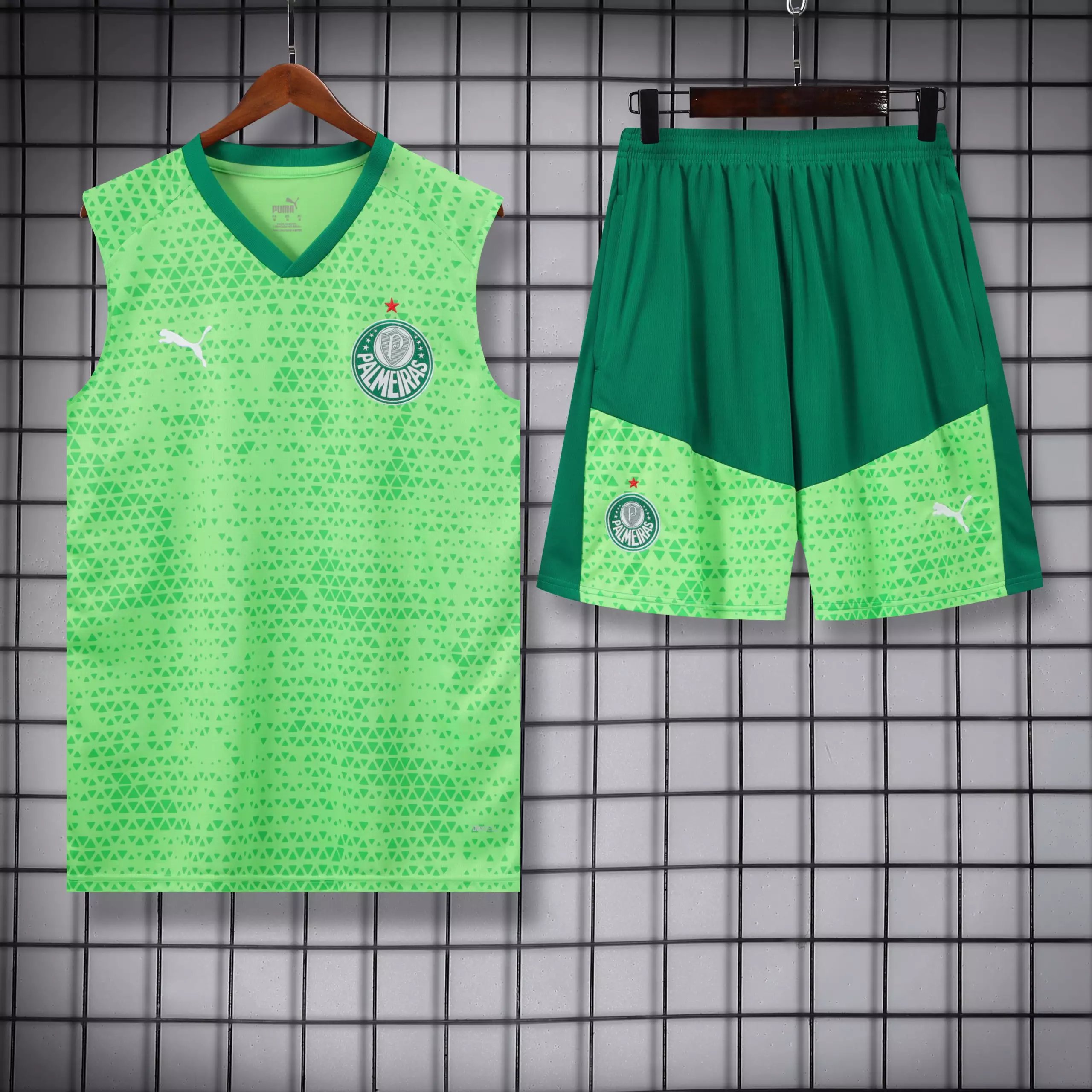 09 Green 006