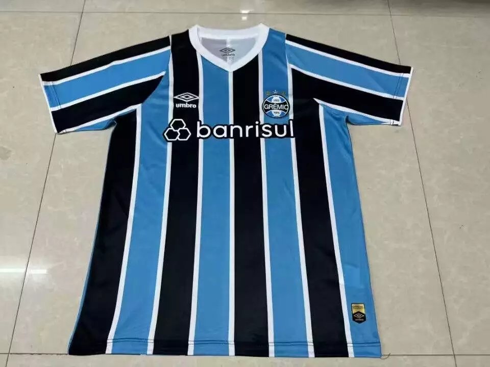 30 Blue-black 006