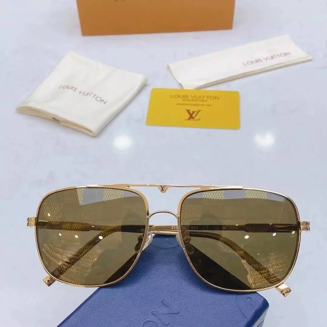 07 Brown 006