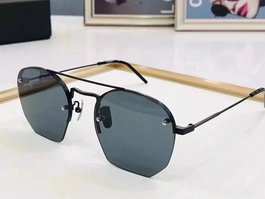 23 Black 006