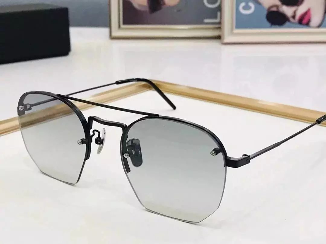 24 Black 006