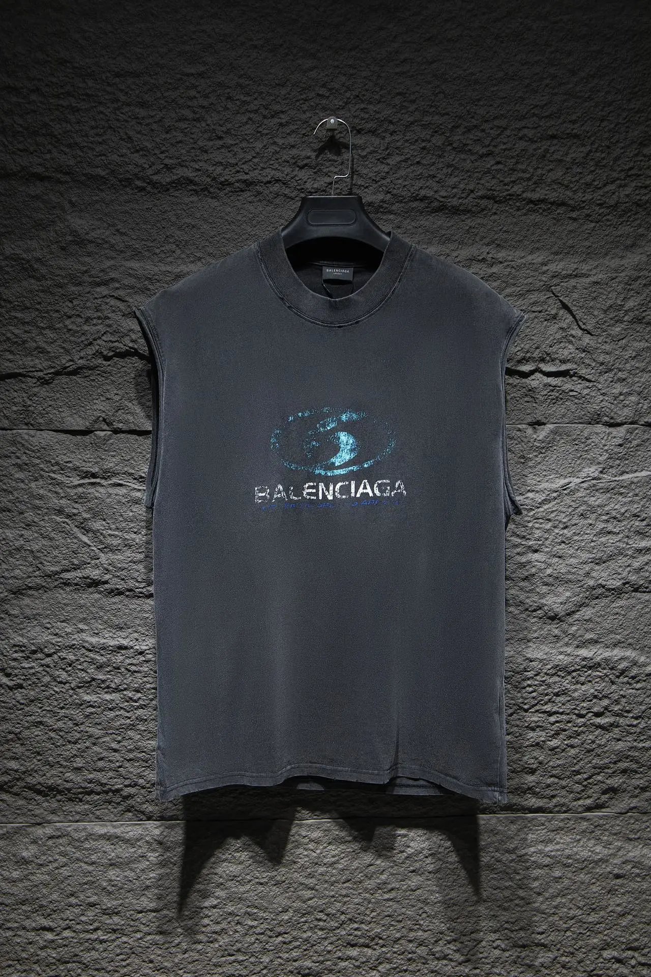 35 black