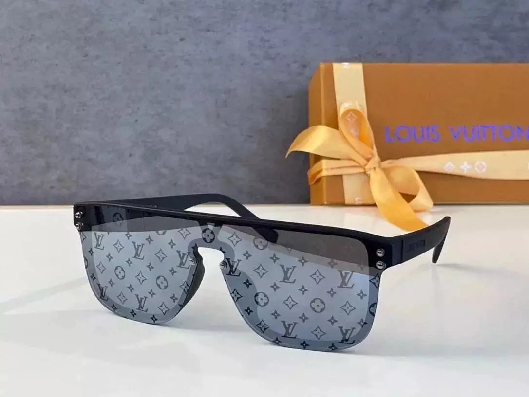 08 Black 006
