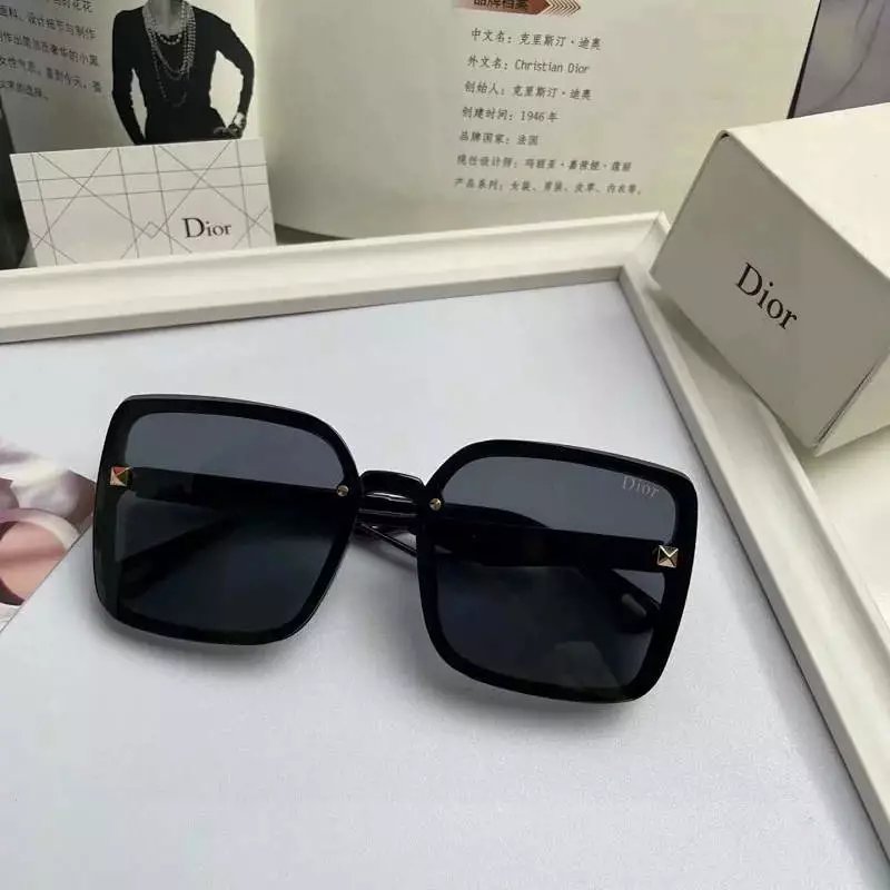 12 Black 006