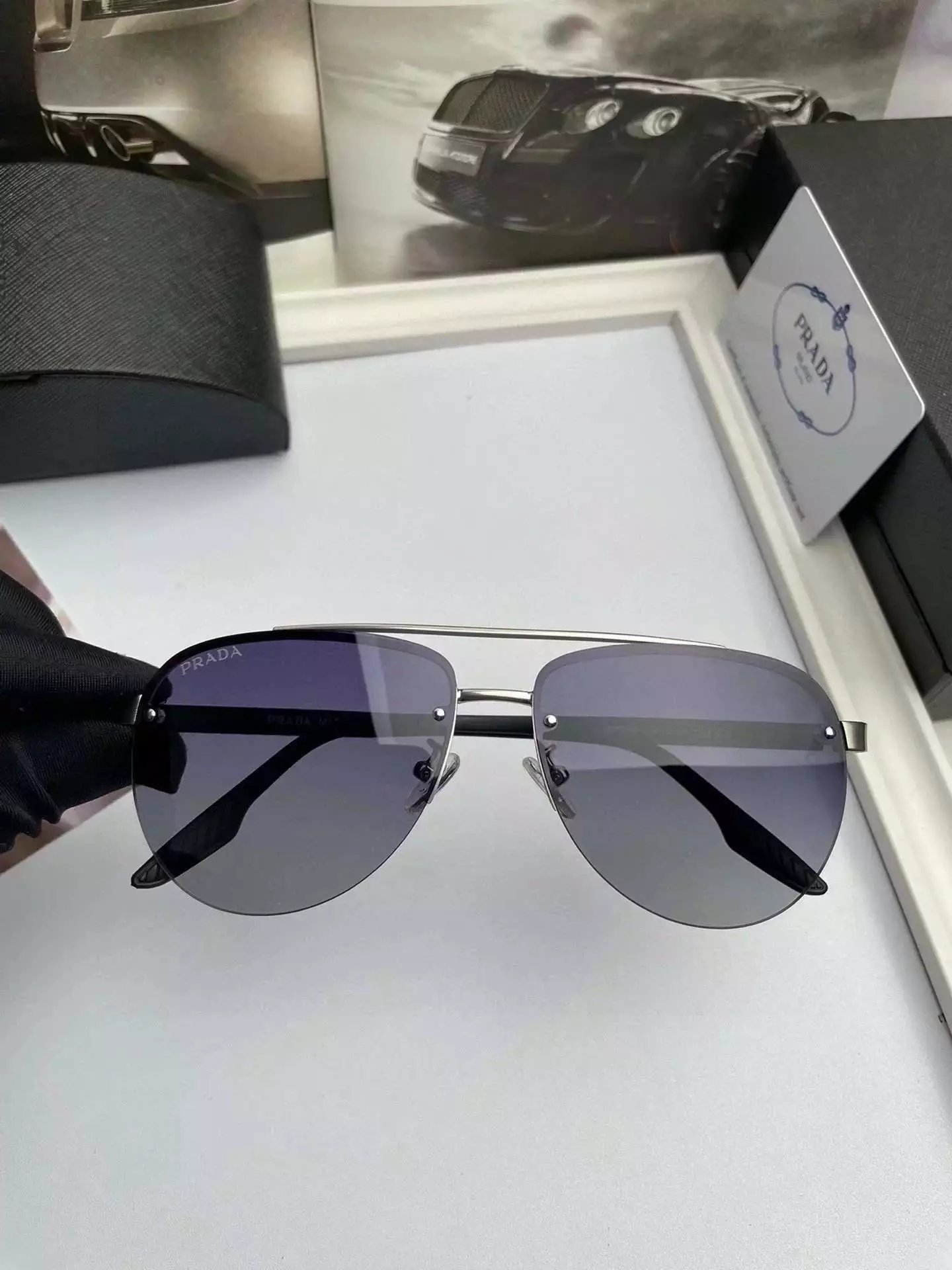37 black 006