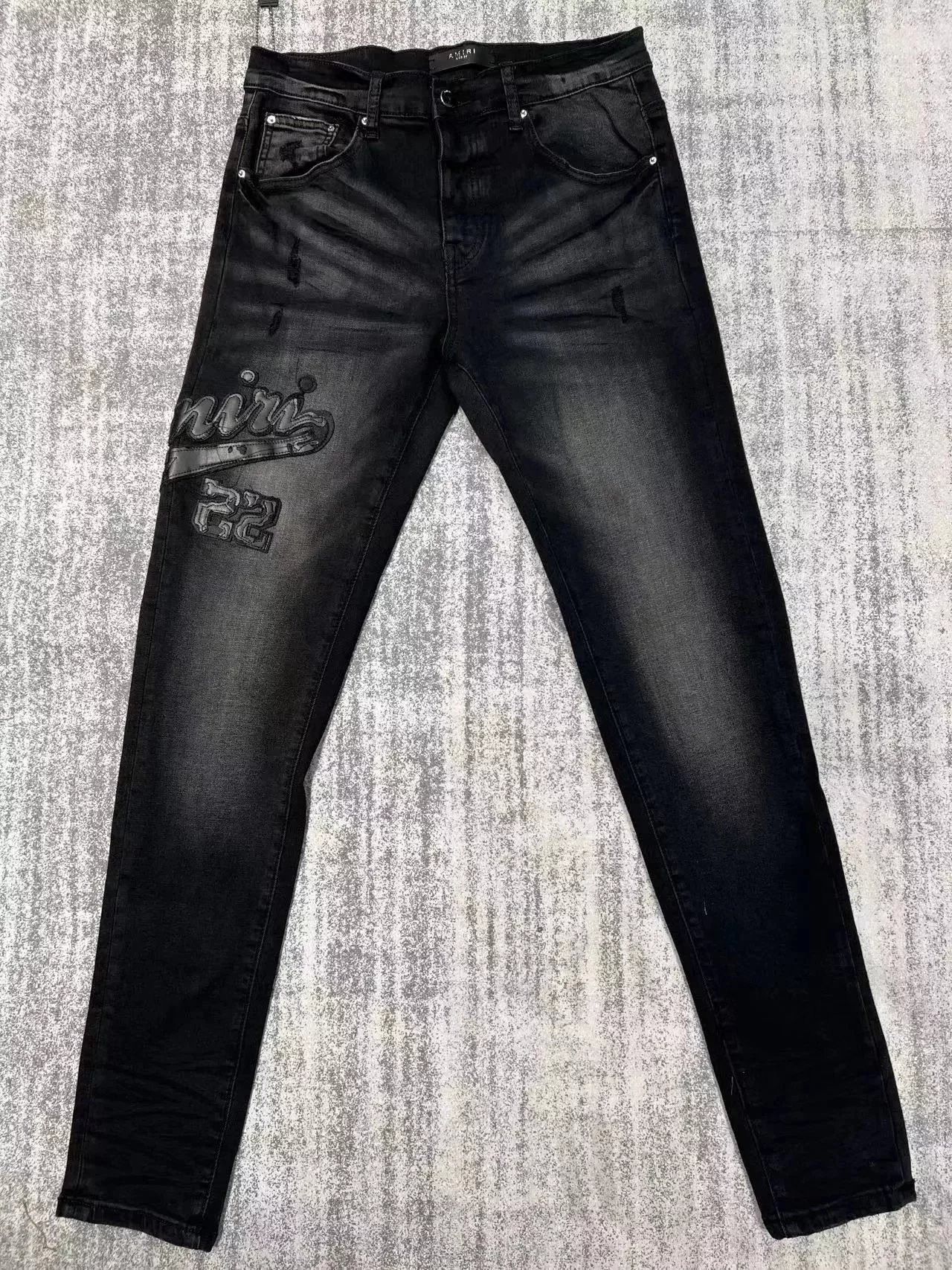 29 black 002