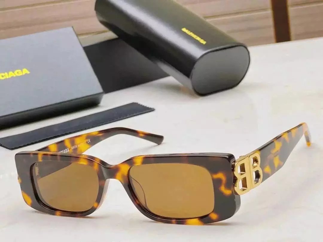 01 Brown 006