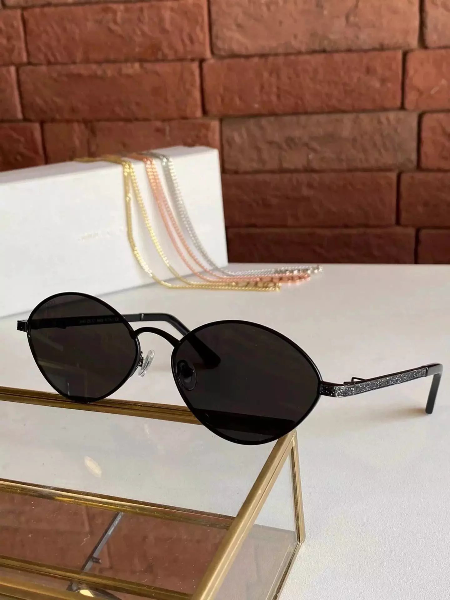 33 black 006