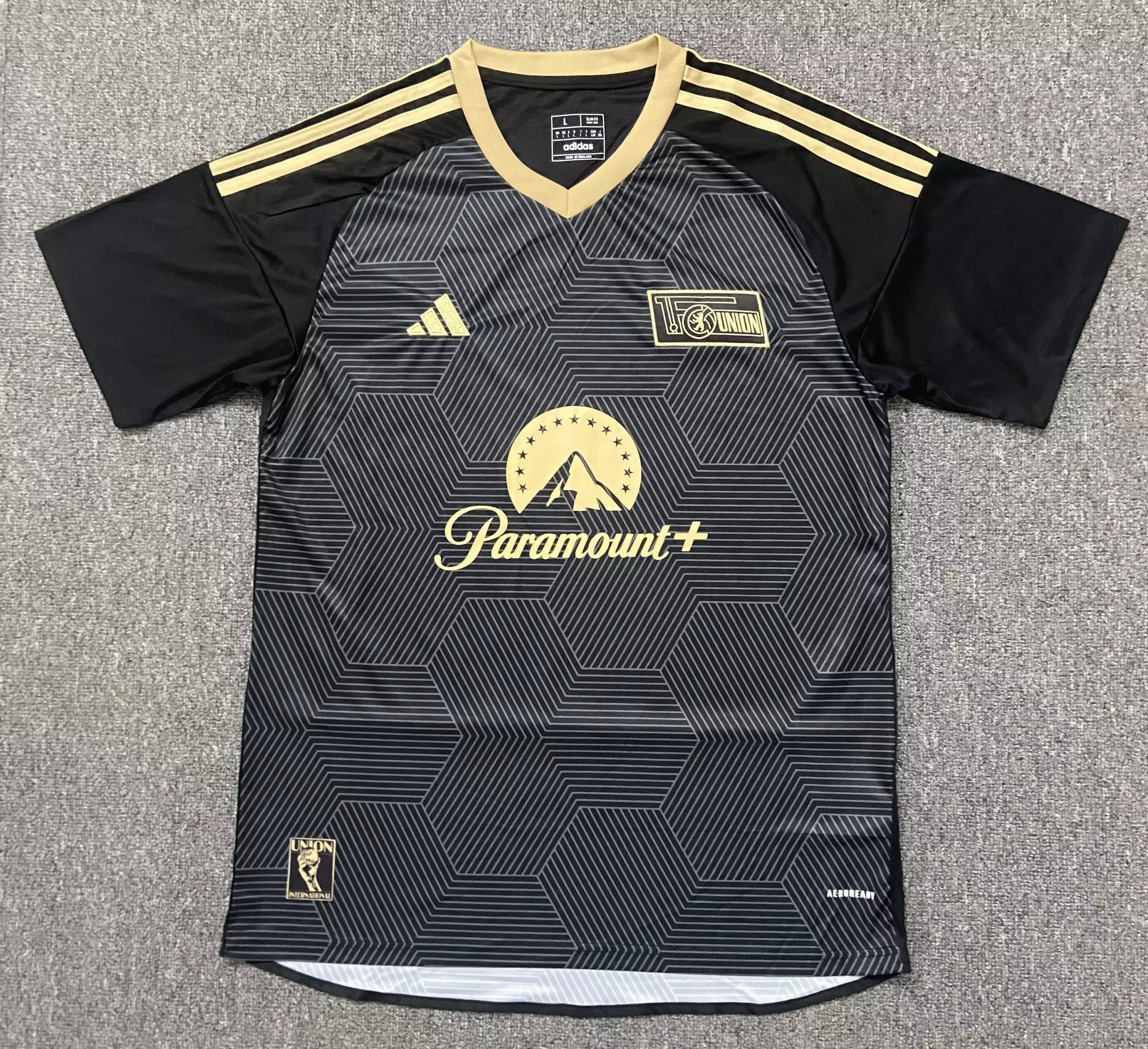 20 Black 006