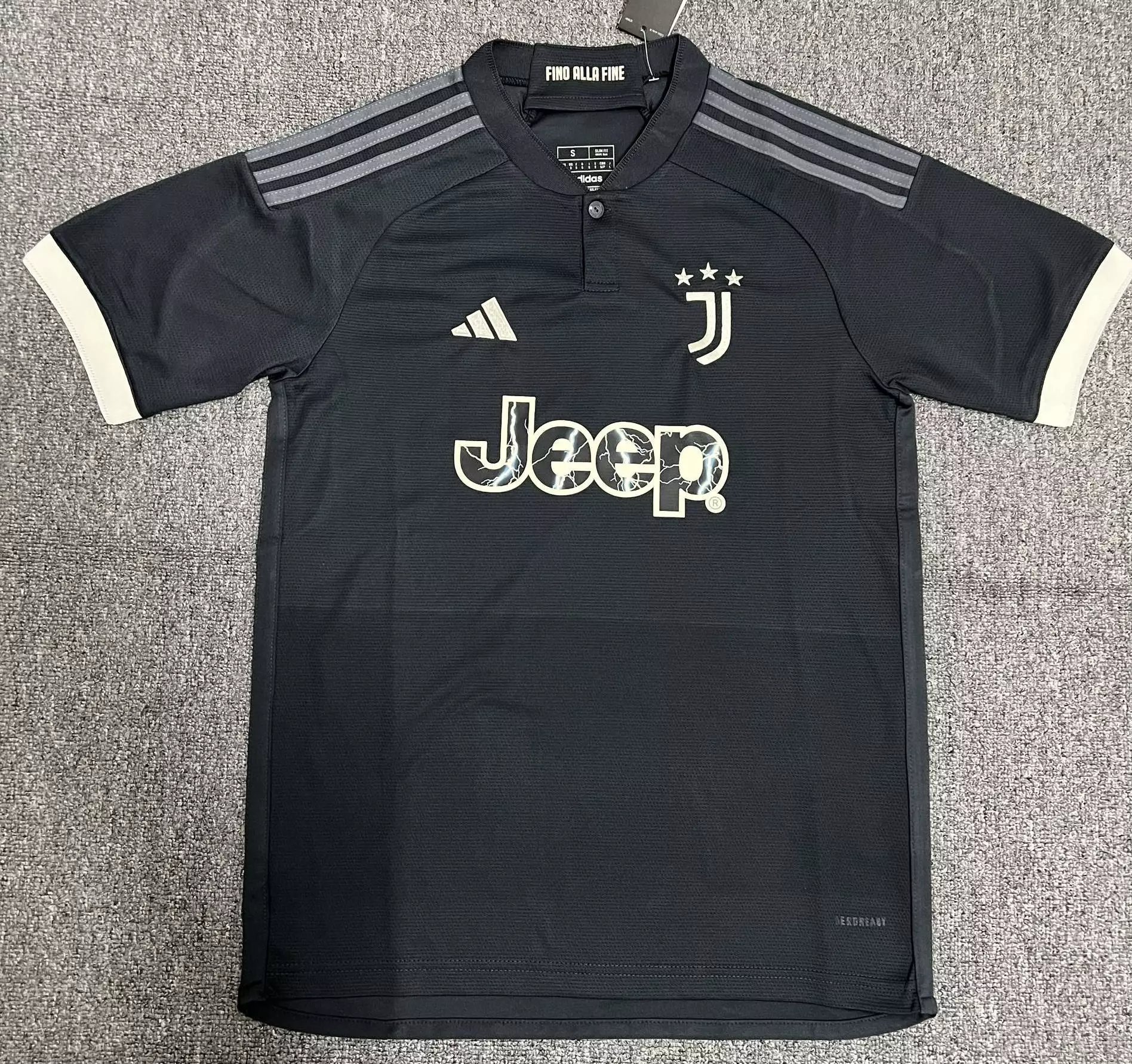 25 Black 006