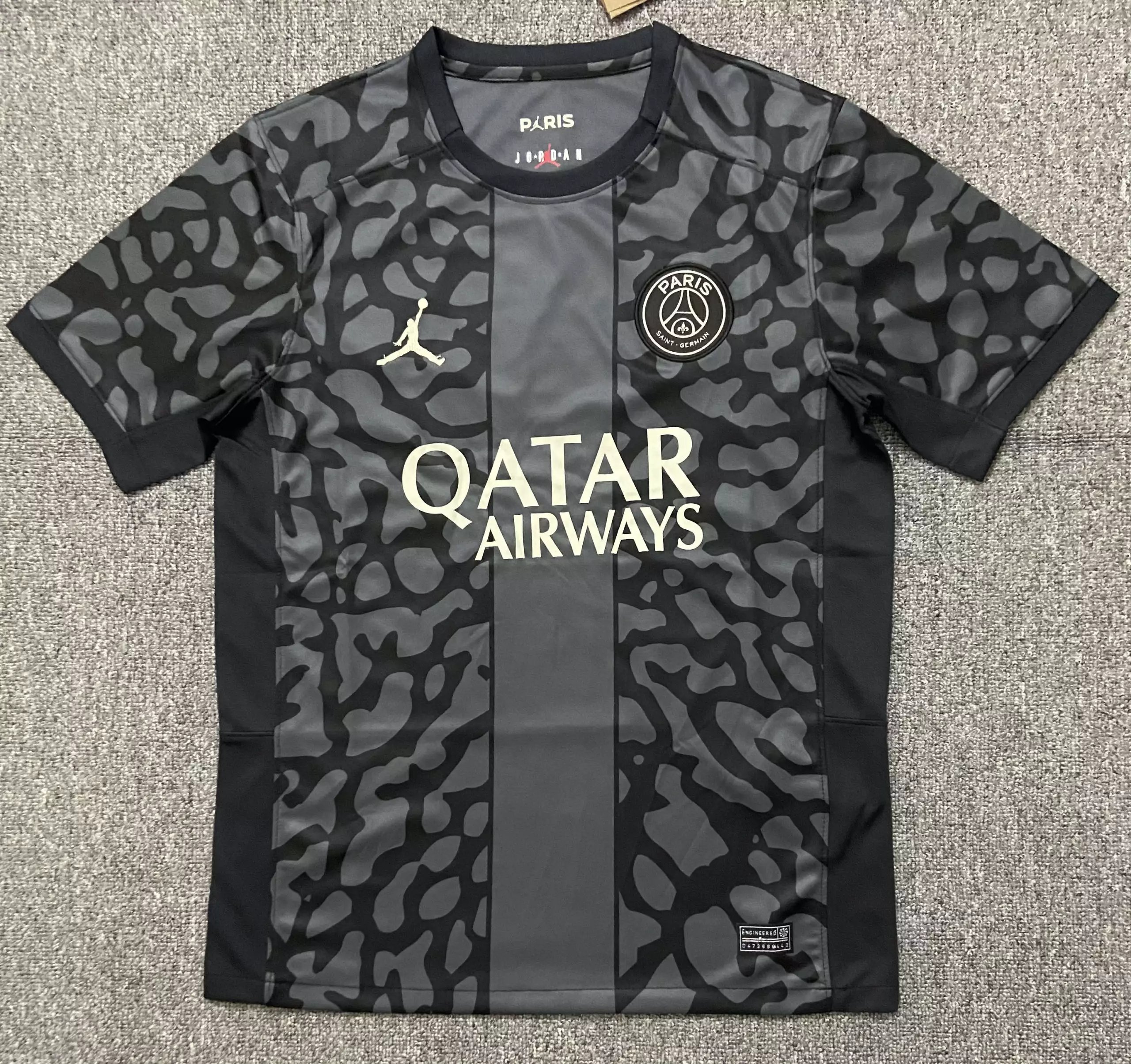 38 black 006