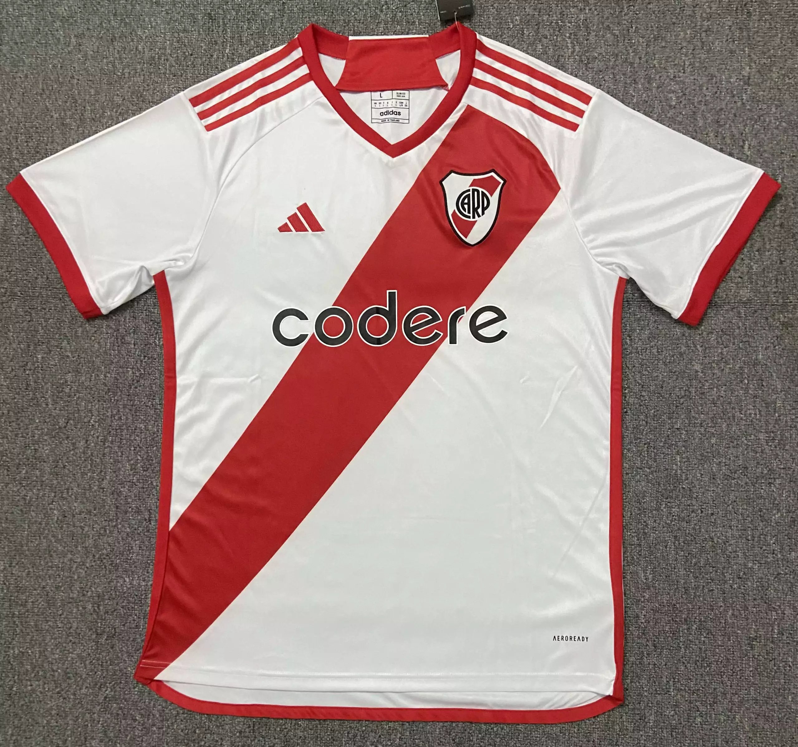 40 white 006