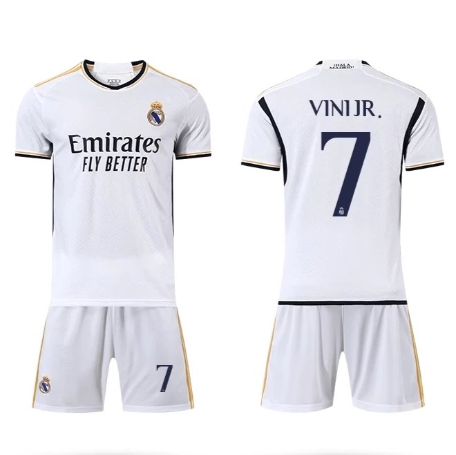32 Vinicius