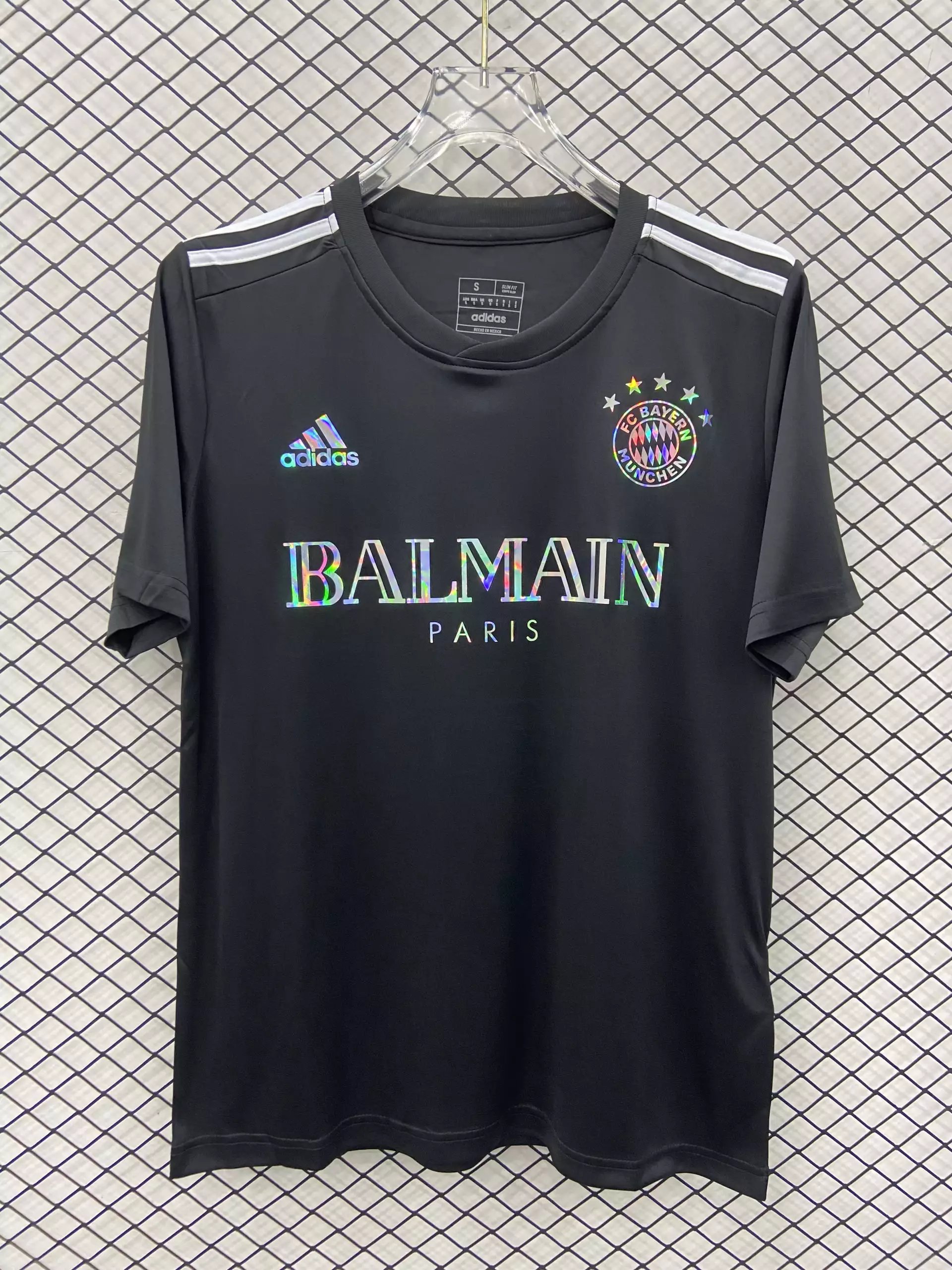 07 Black 006
