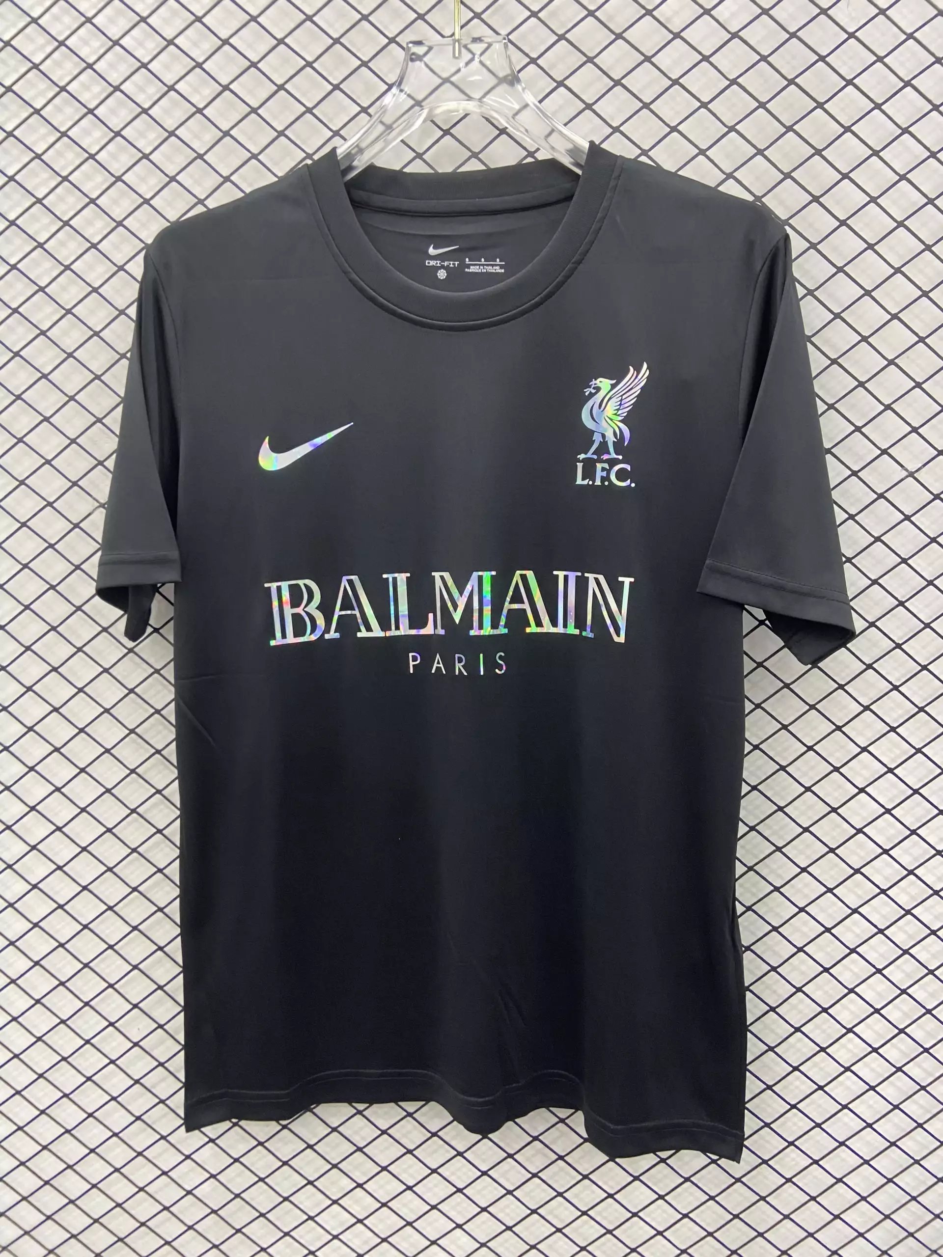 21 Black 006