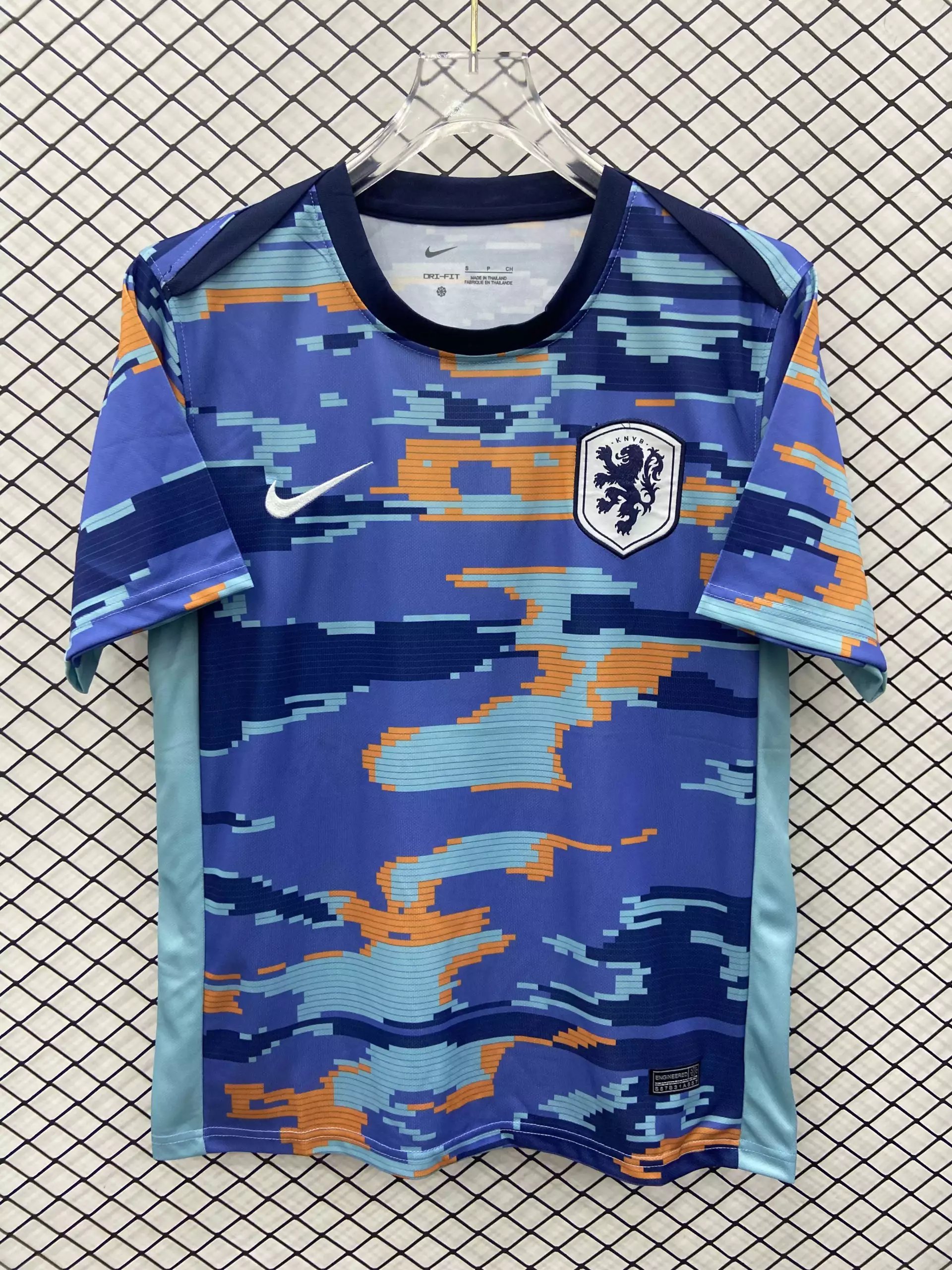 27 Blue 006