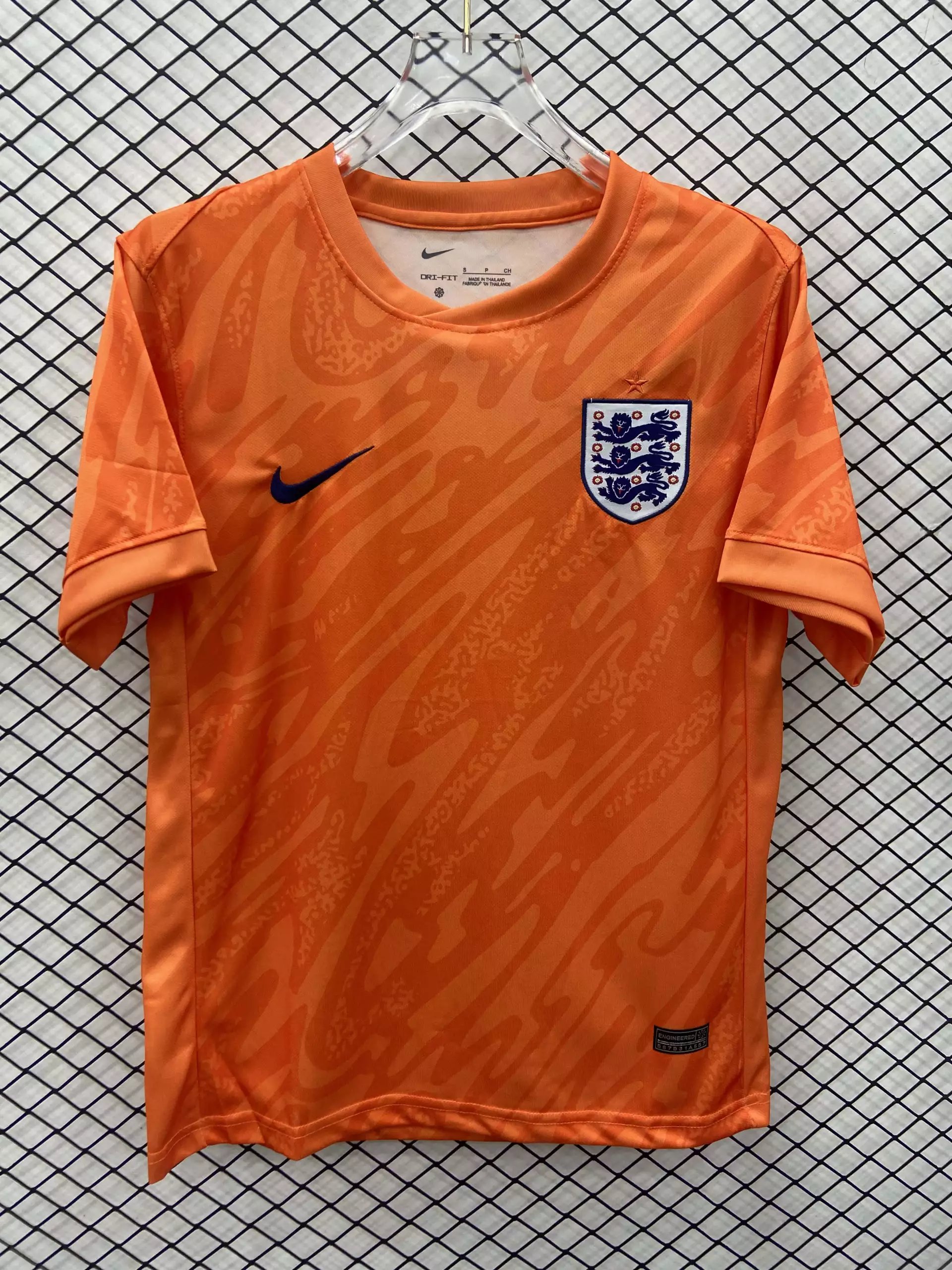 30 Orange 006