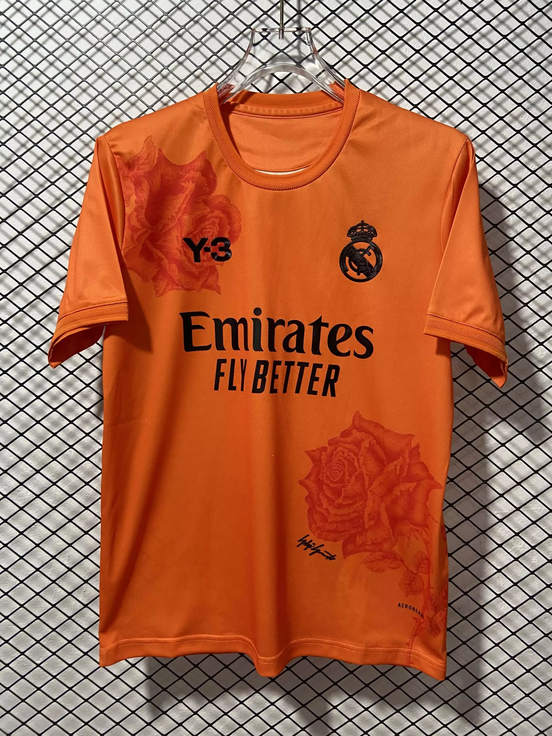 33 Orange 006