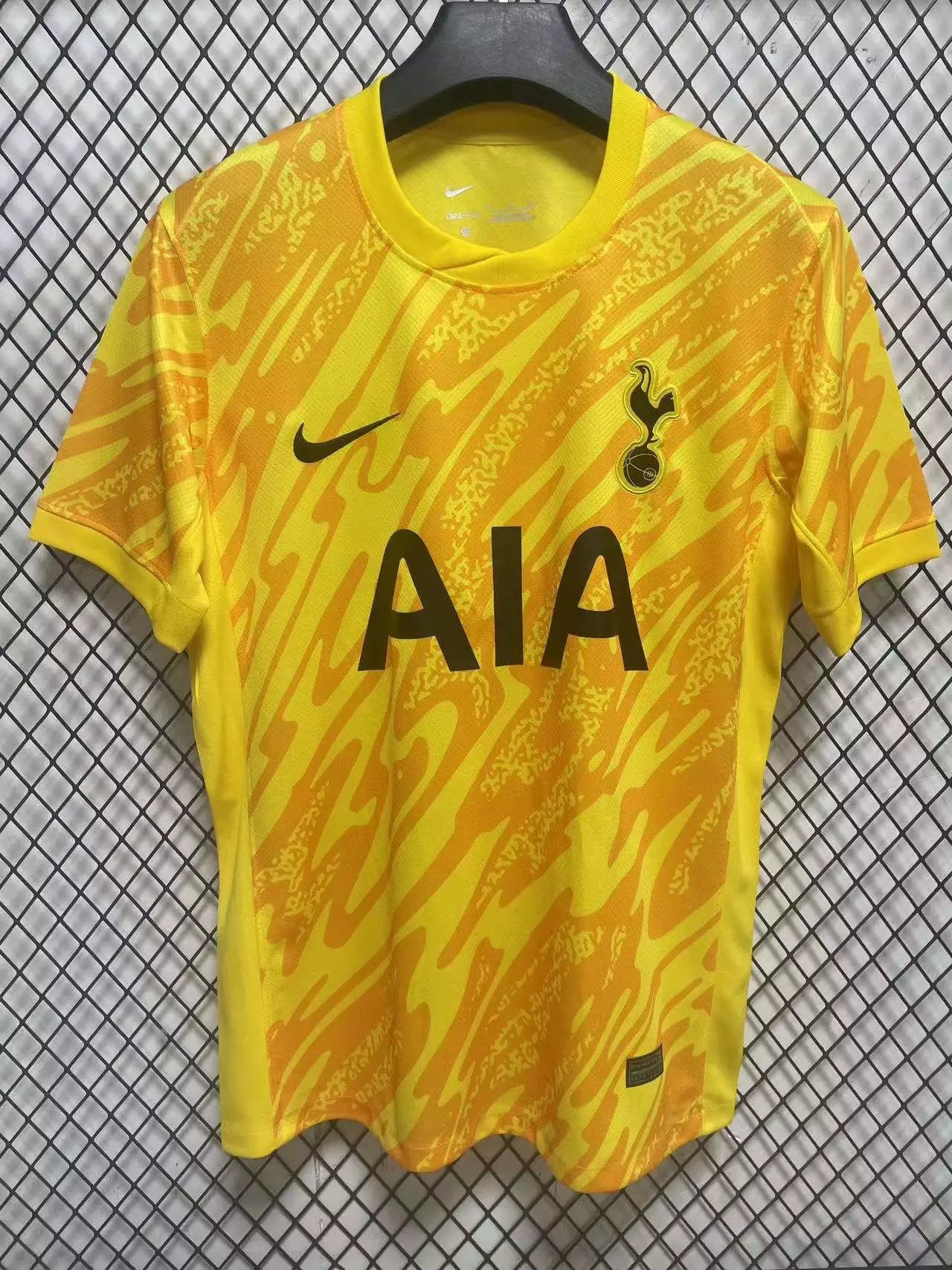 39 Yellow 006