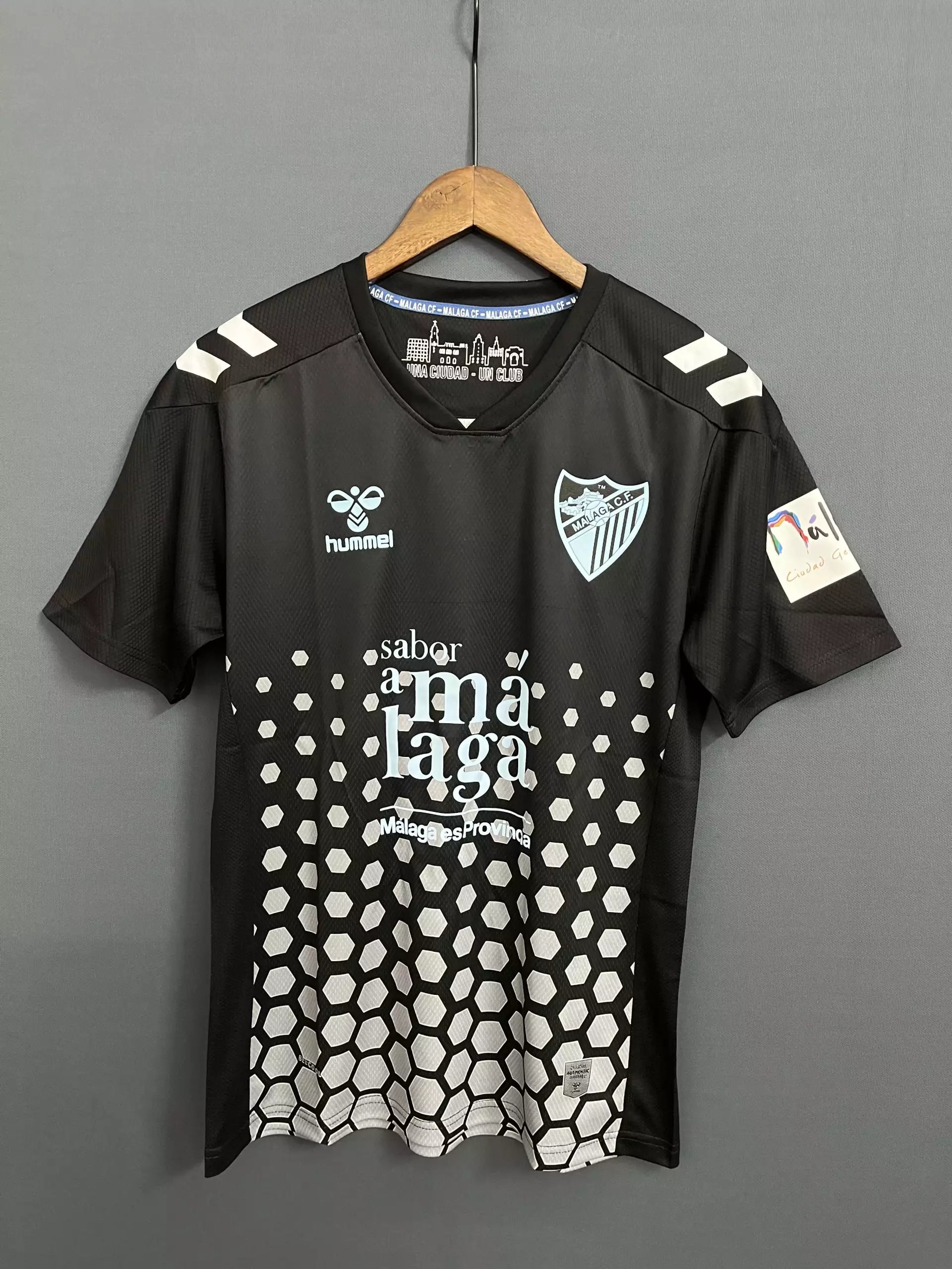 37 black 006