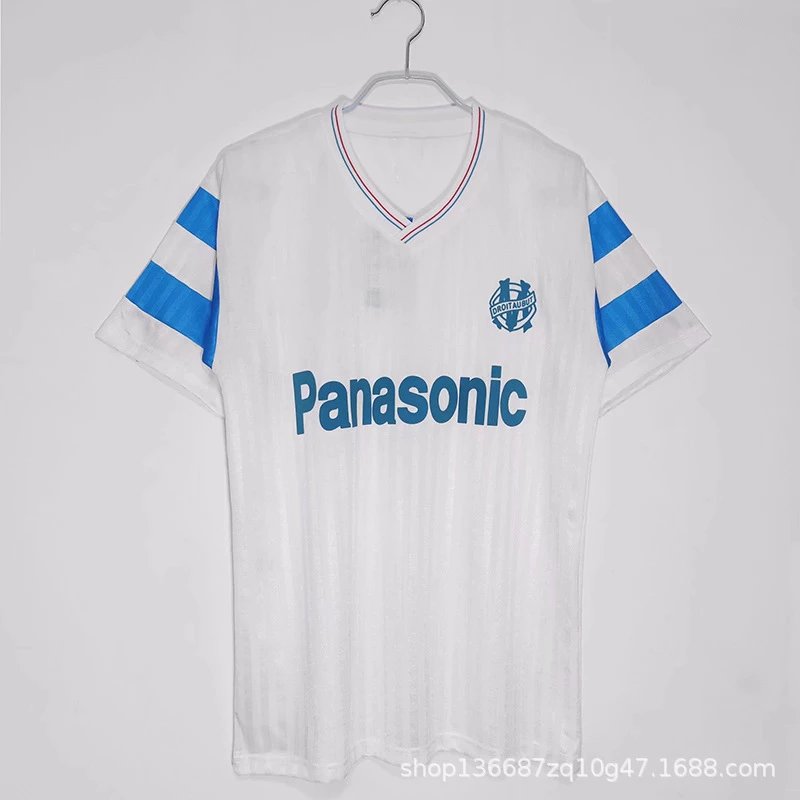 01 White 006