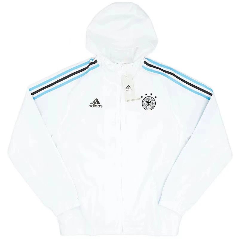 03 White 006